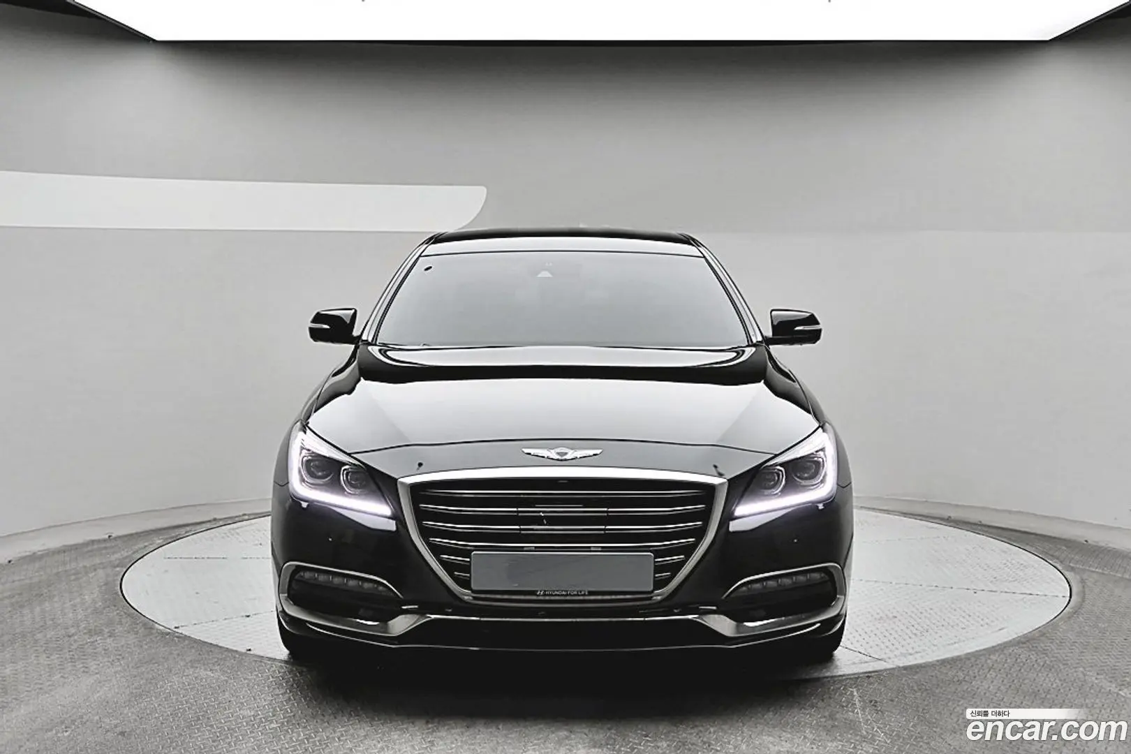 Main__Slider__Photo:G80 Genesis 2018.4-0