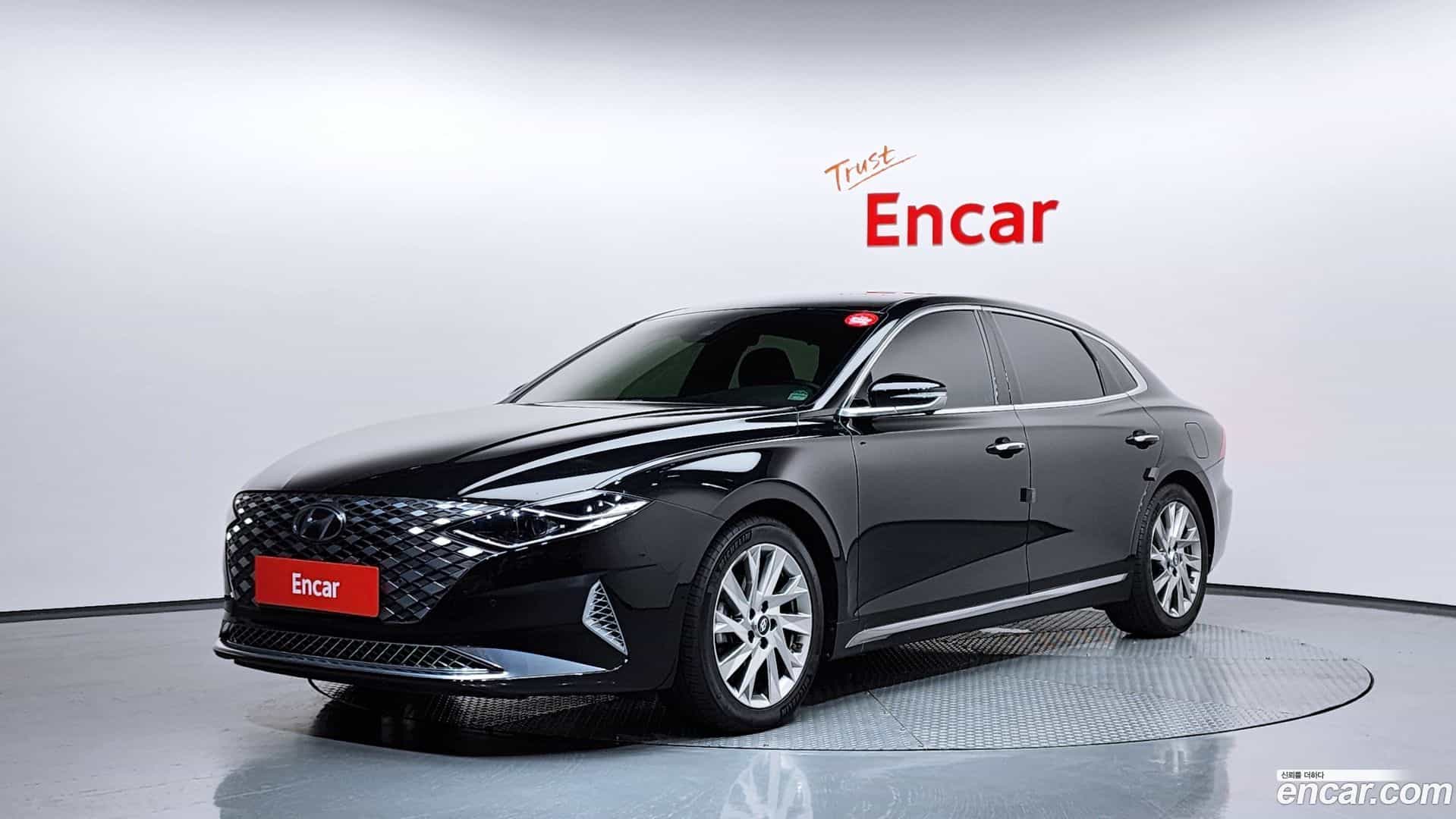 Grandeur Hyundai 2022.5-OUTER-001