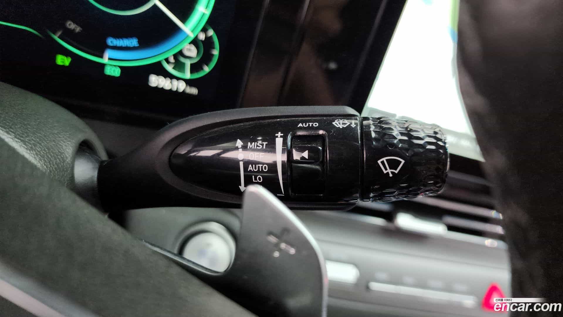 Grandeur Hyundai 2022.5-OPTION-040