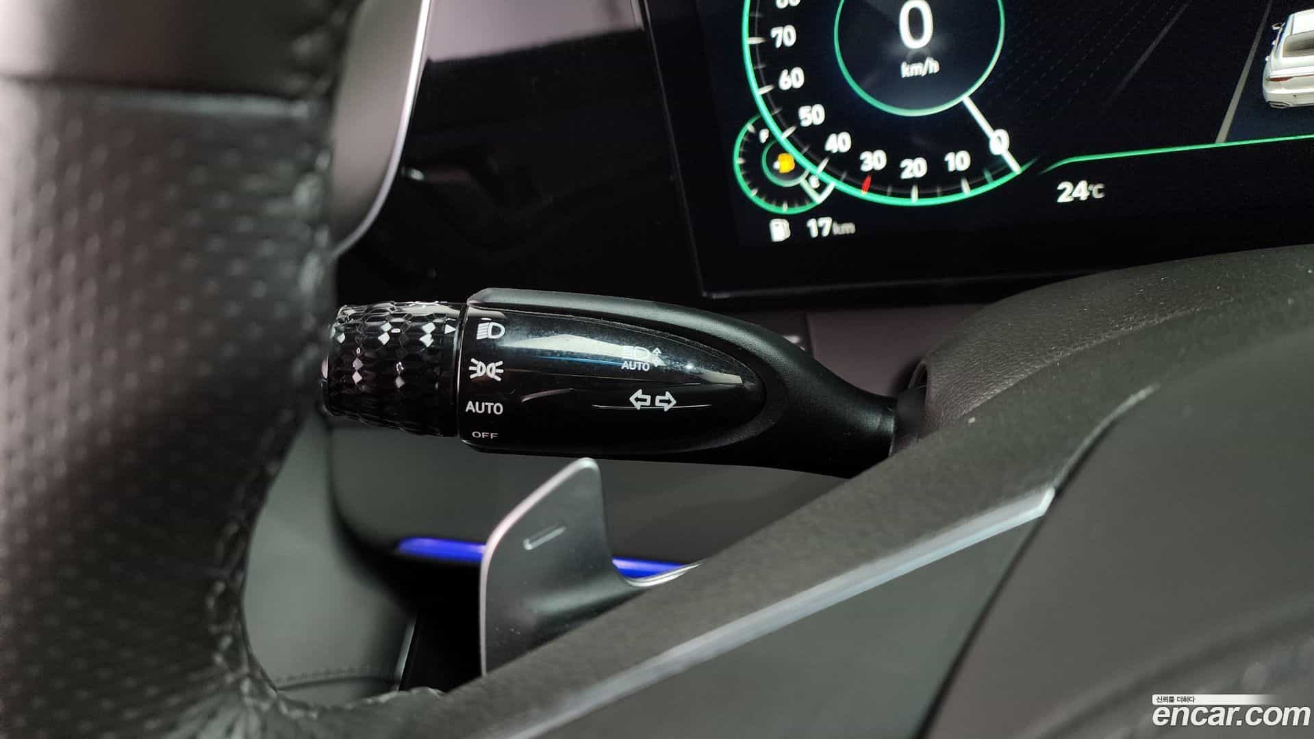 Grandeur Hyundai 2022.5-OPTION-042