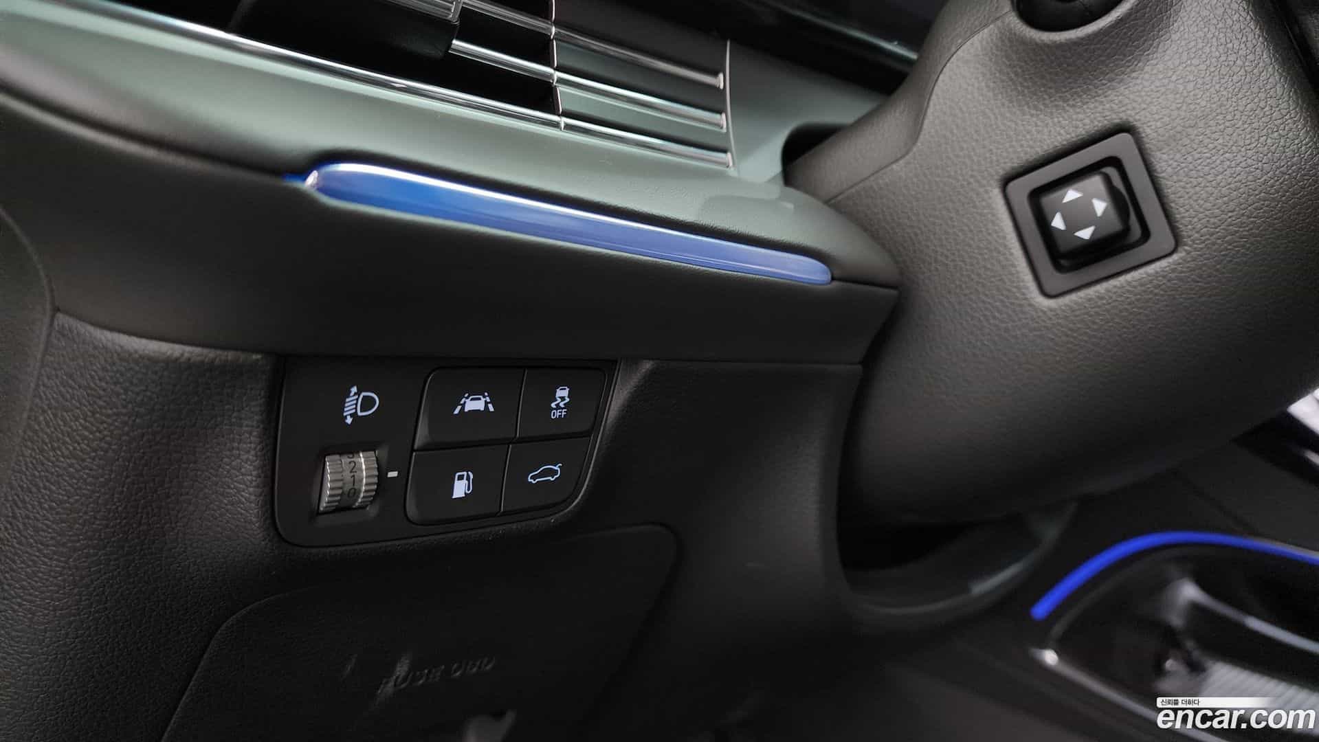 Grandeur Hyundai 2022.5-OPTION-046