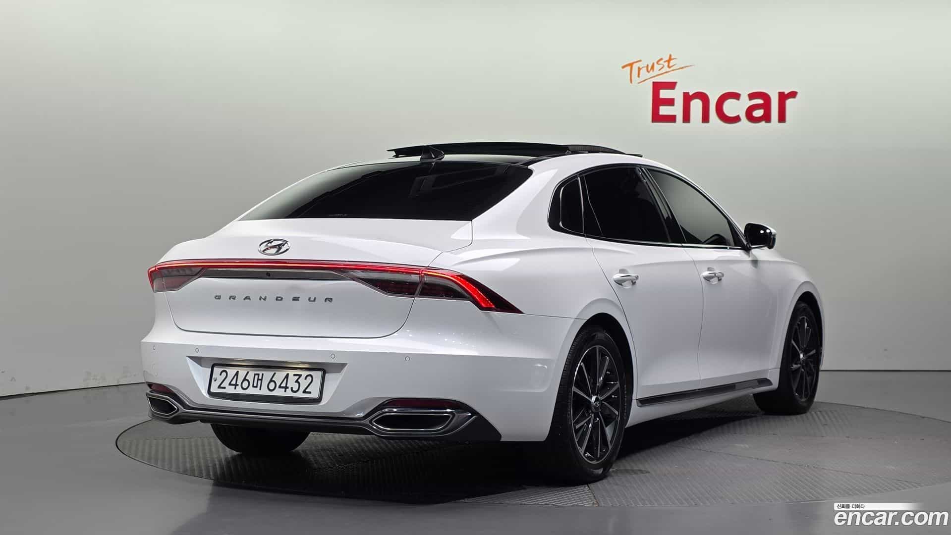 Grandeur Hyundai 2019.11-OUTER-002