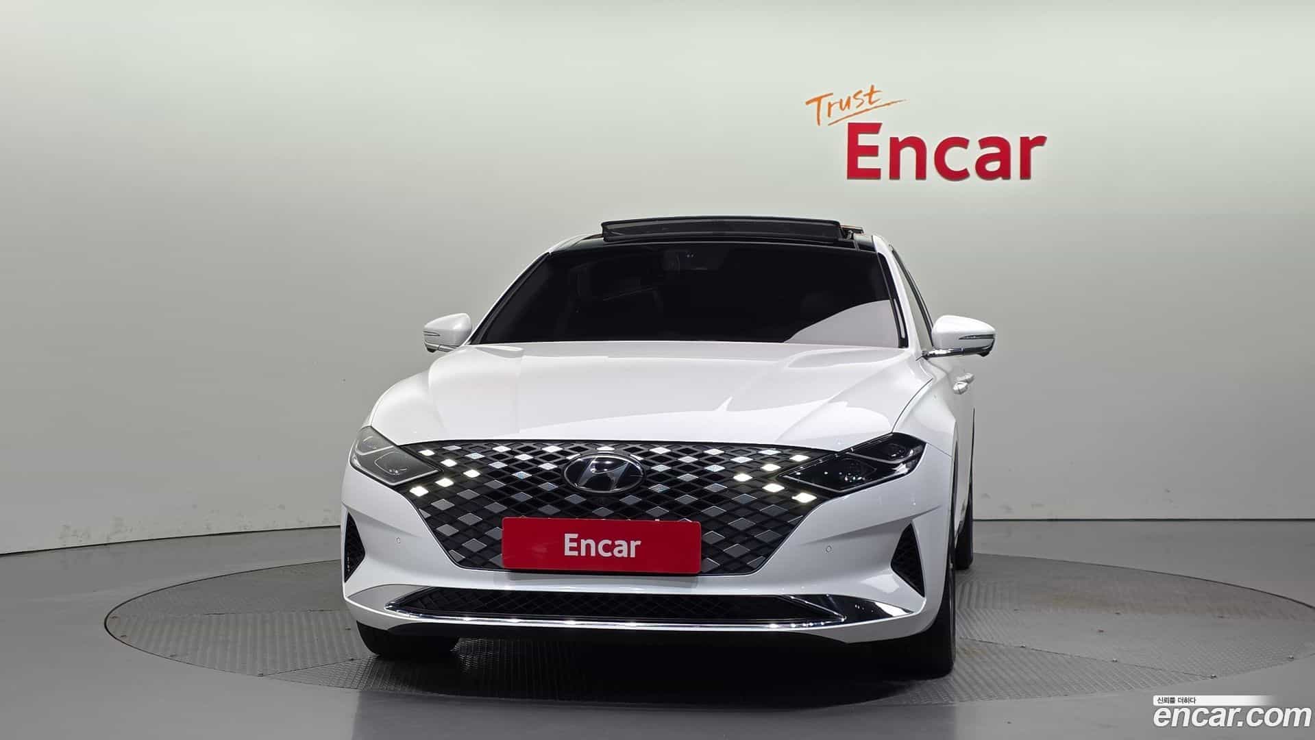 Grandeur Hyundai 2019.11-OUTER-003