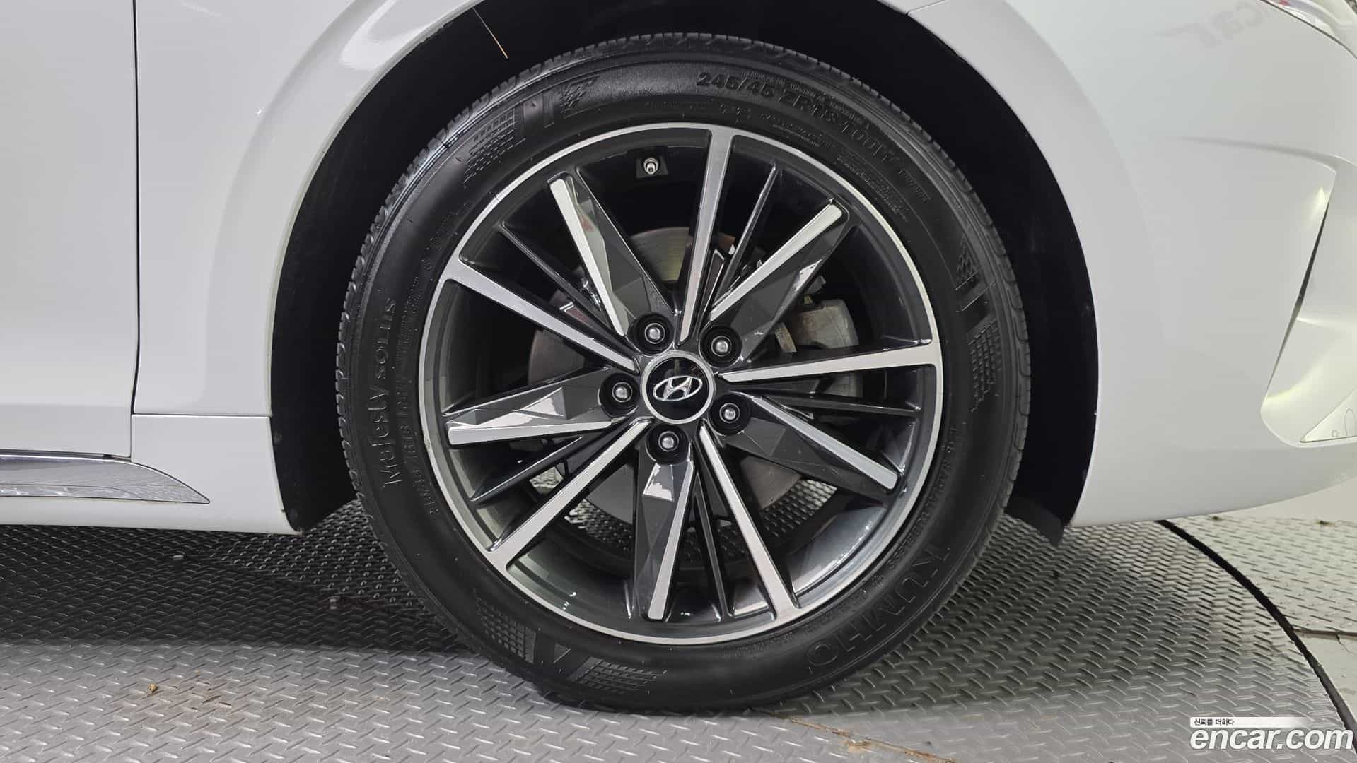 Grandeur Hyundai 2019.11-OUTER-005