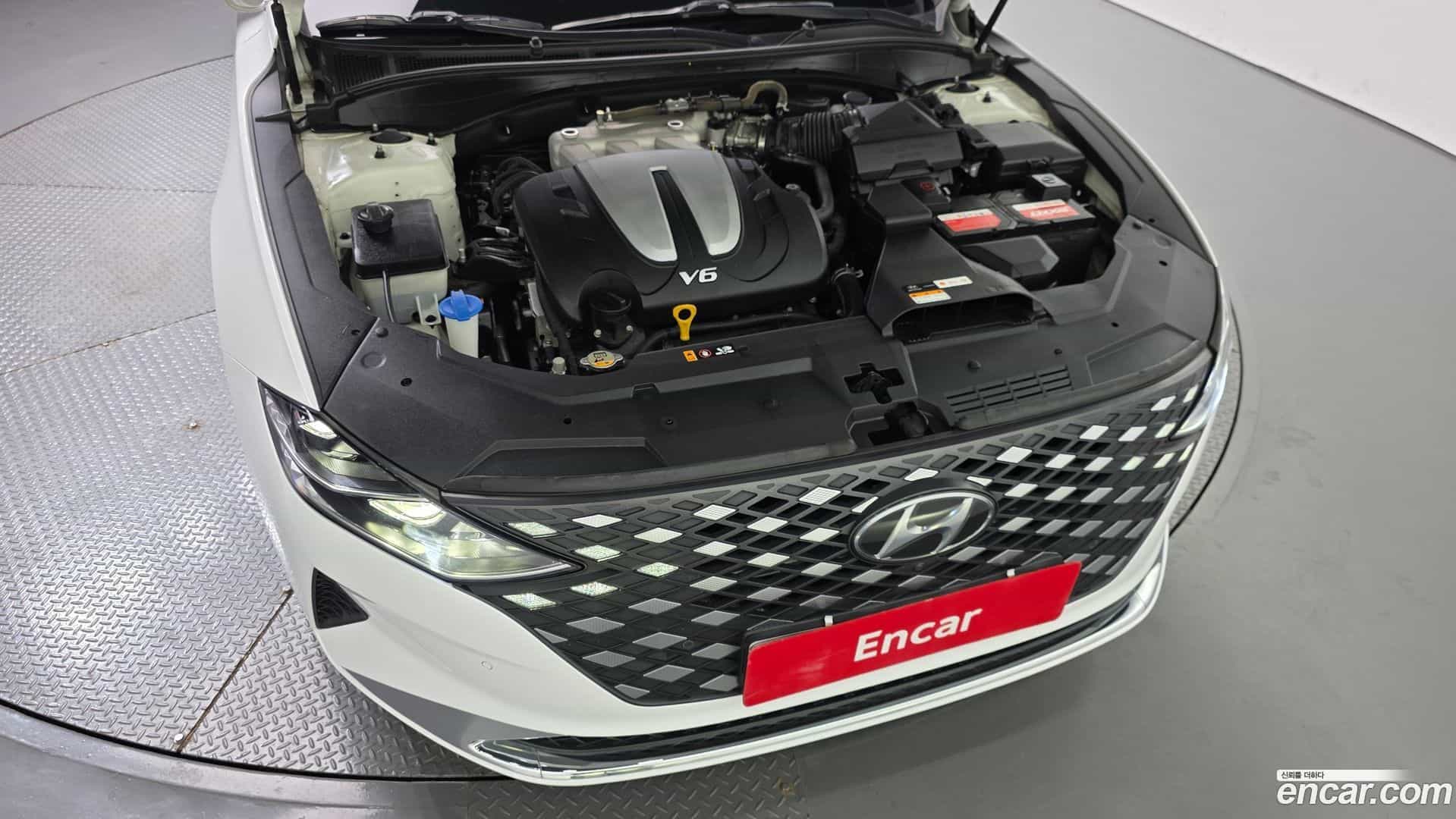 Grandeur Hyundai 2019.11-OUTER-006