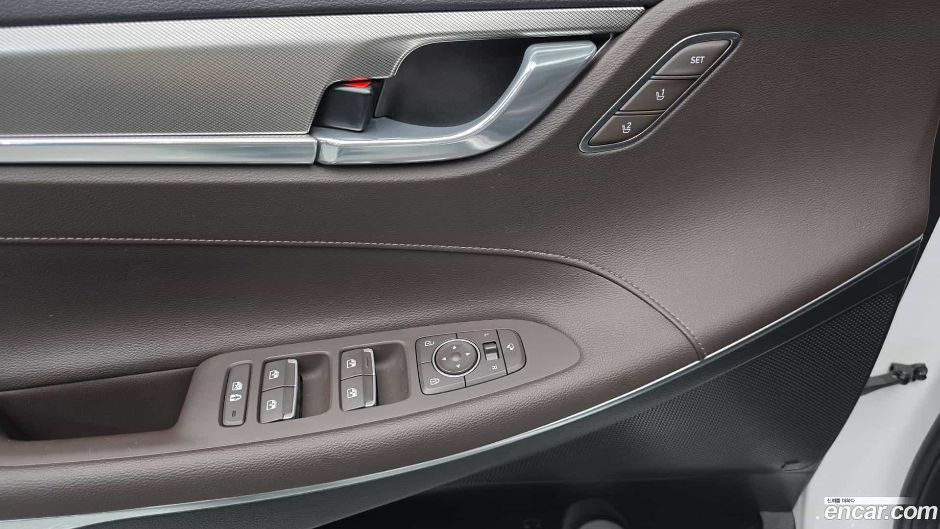 Grandeur Hyundai 2019.11-OPTION-015