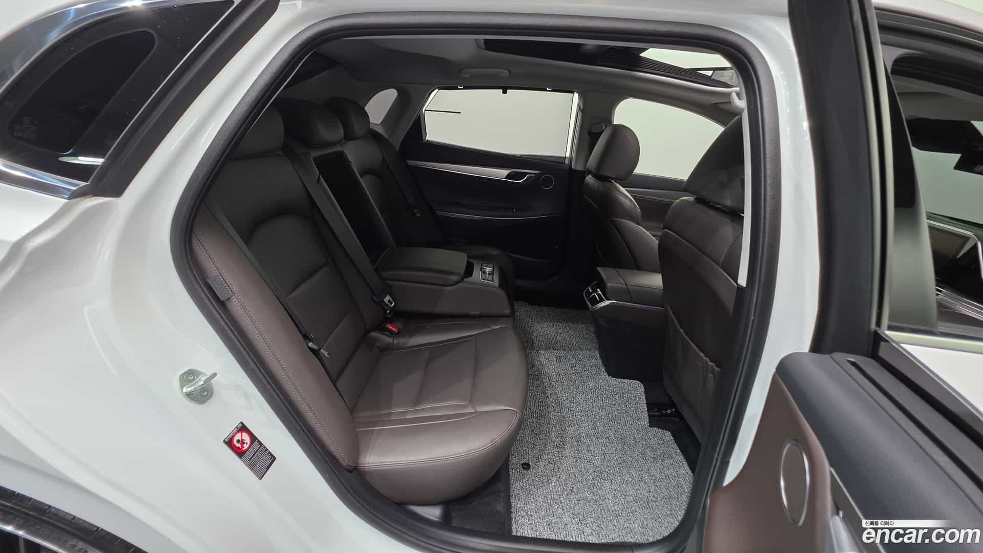 Grandeur Hyundai 2019.11-OPTION-021