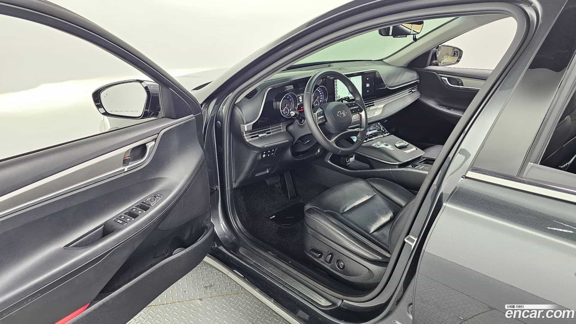 Grandeur Hyundai 2022.4-INNER-036
