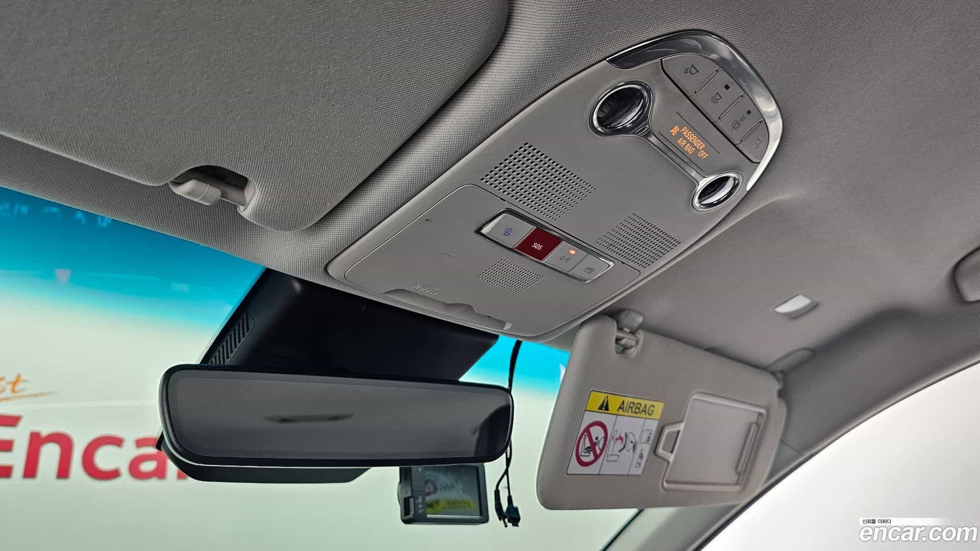 Grandeur Hyundai 2022.4-OPTION-042
