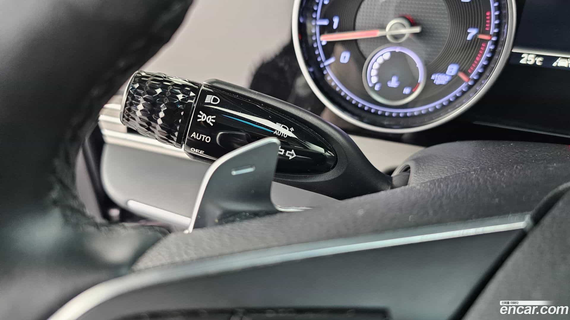 Grandeur Hyundai 2022.4-OPTION-043