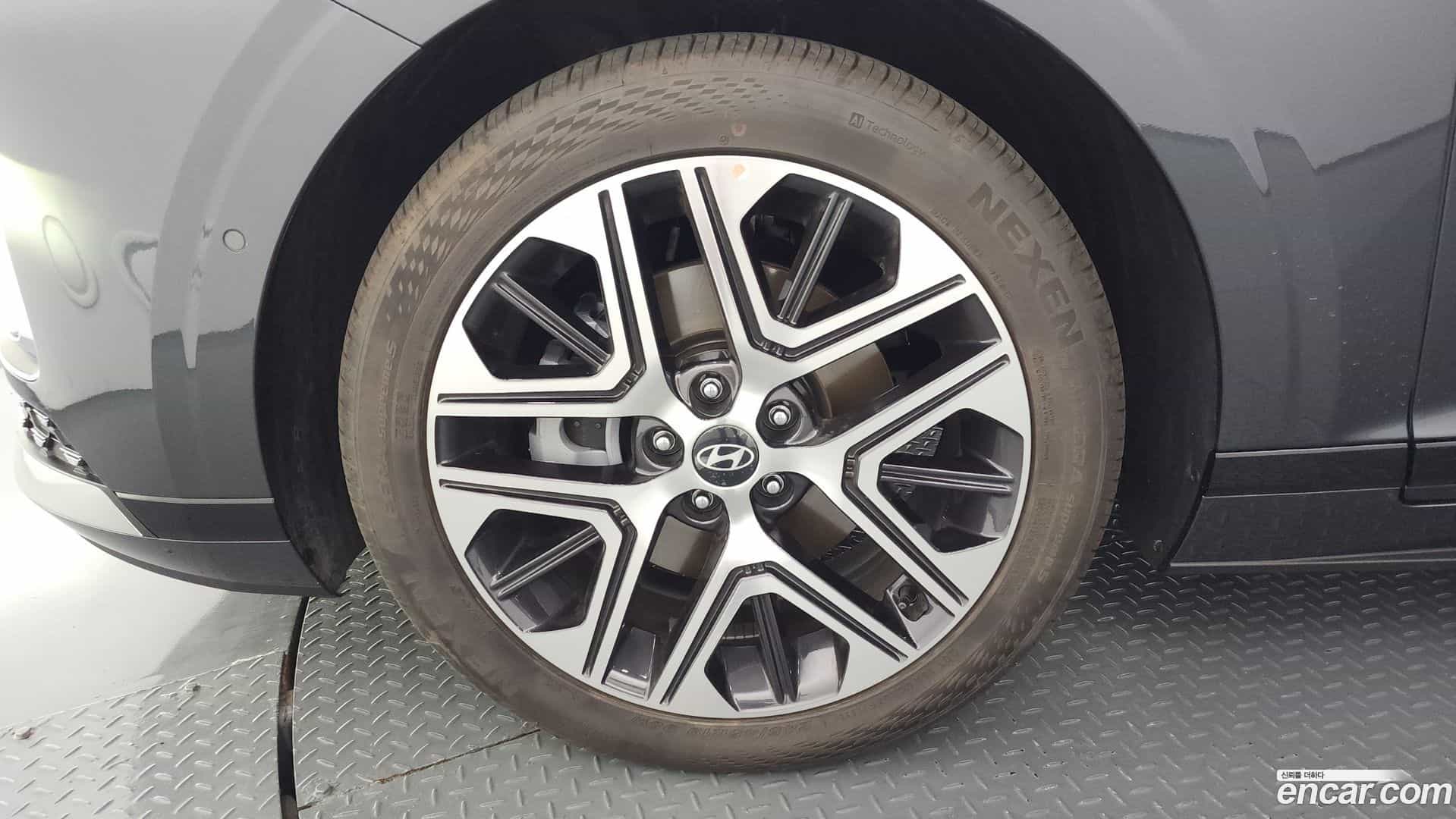 Grandeur Hyundai 2025.11-OUTER-005