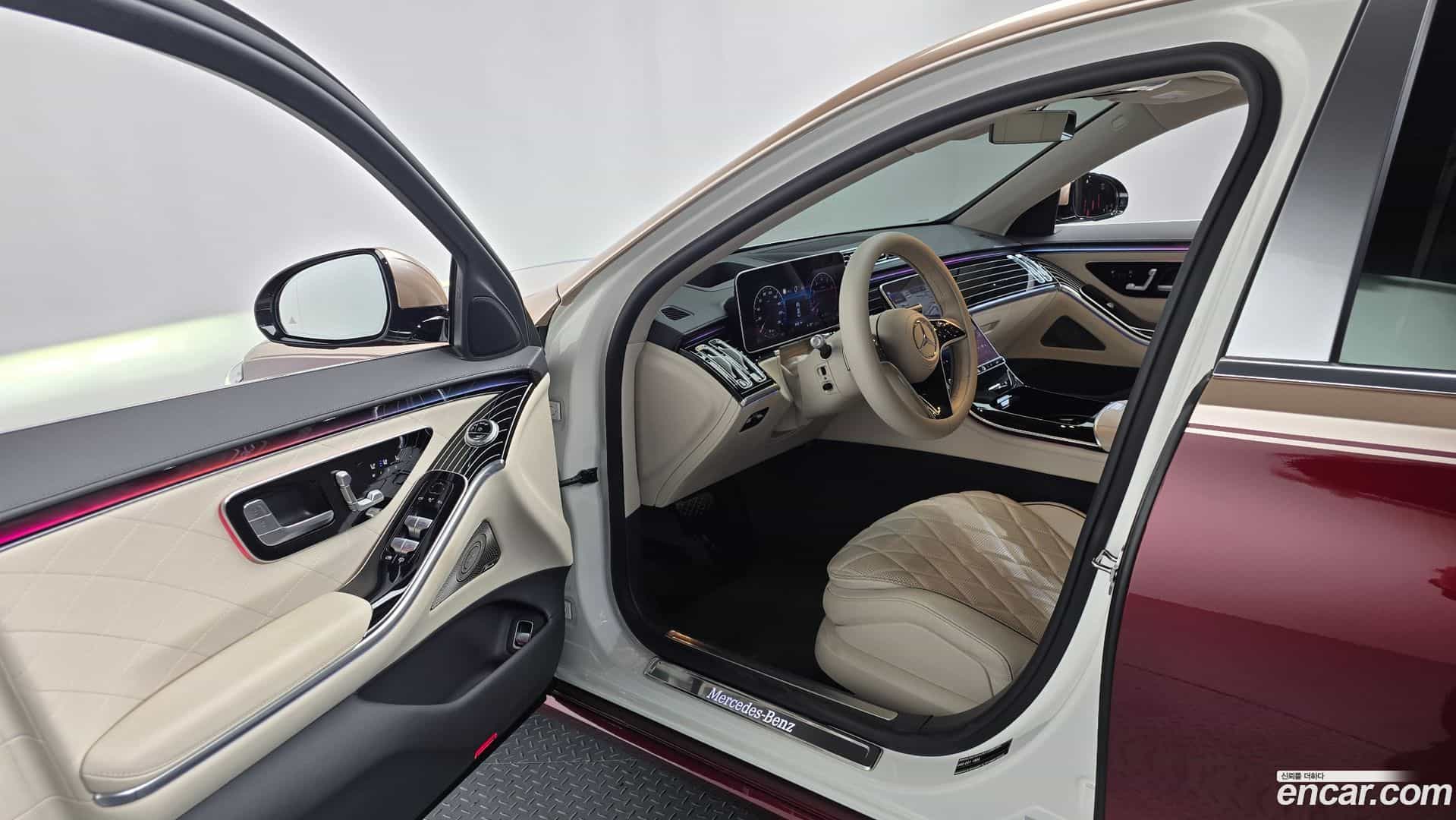 S-Class Mercedes-Benz 2022.8-INNER-010