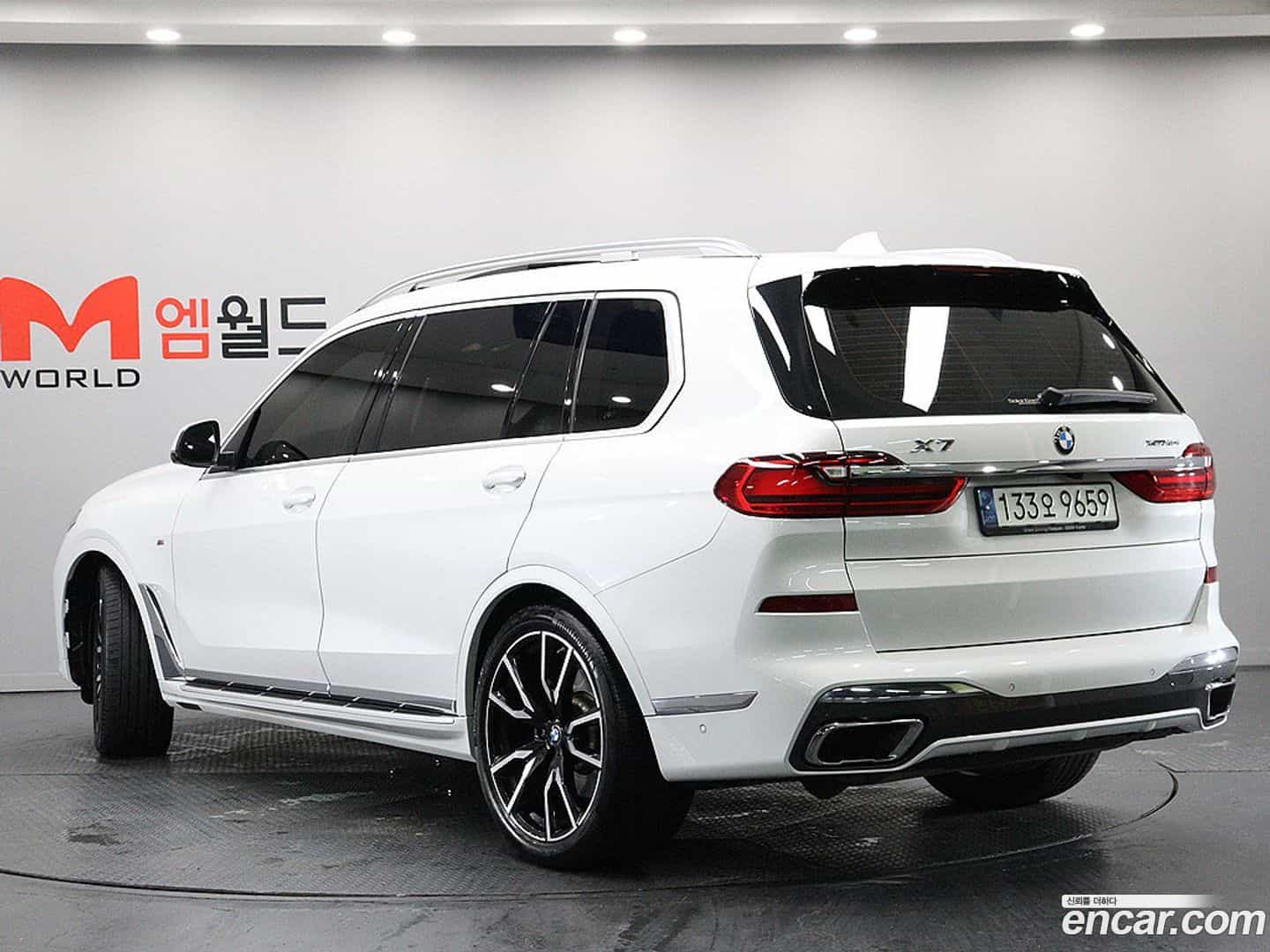 X7 BMW 2022.2-OUTER-003