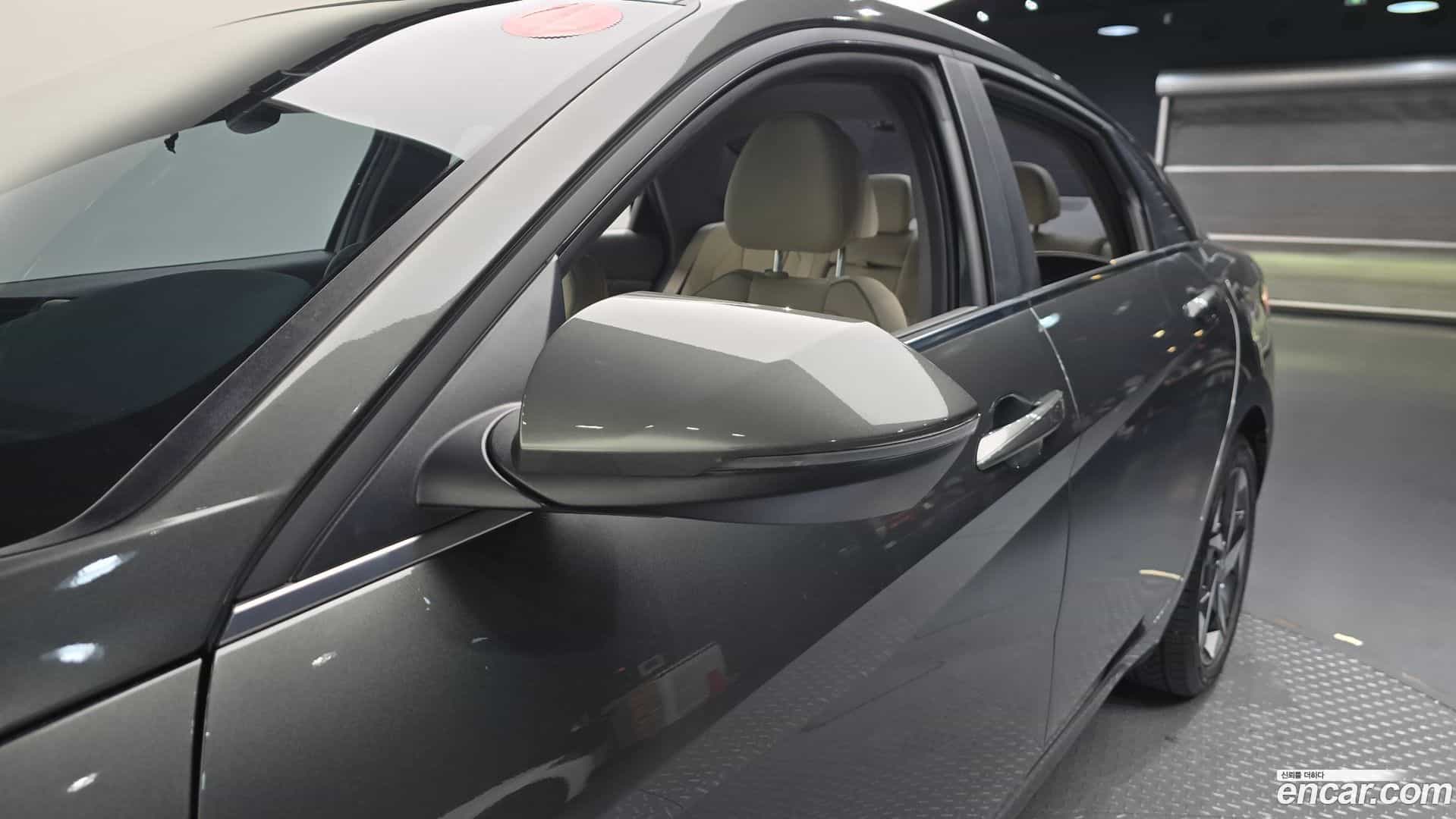 AVANTE Hyundai 2023.1-OPTION-040