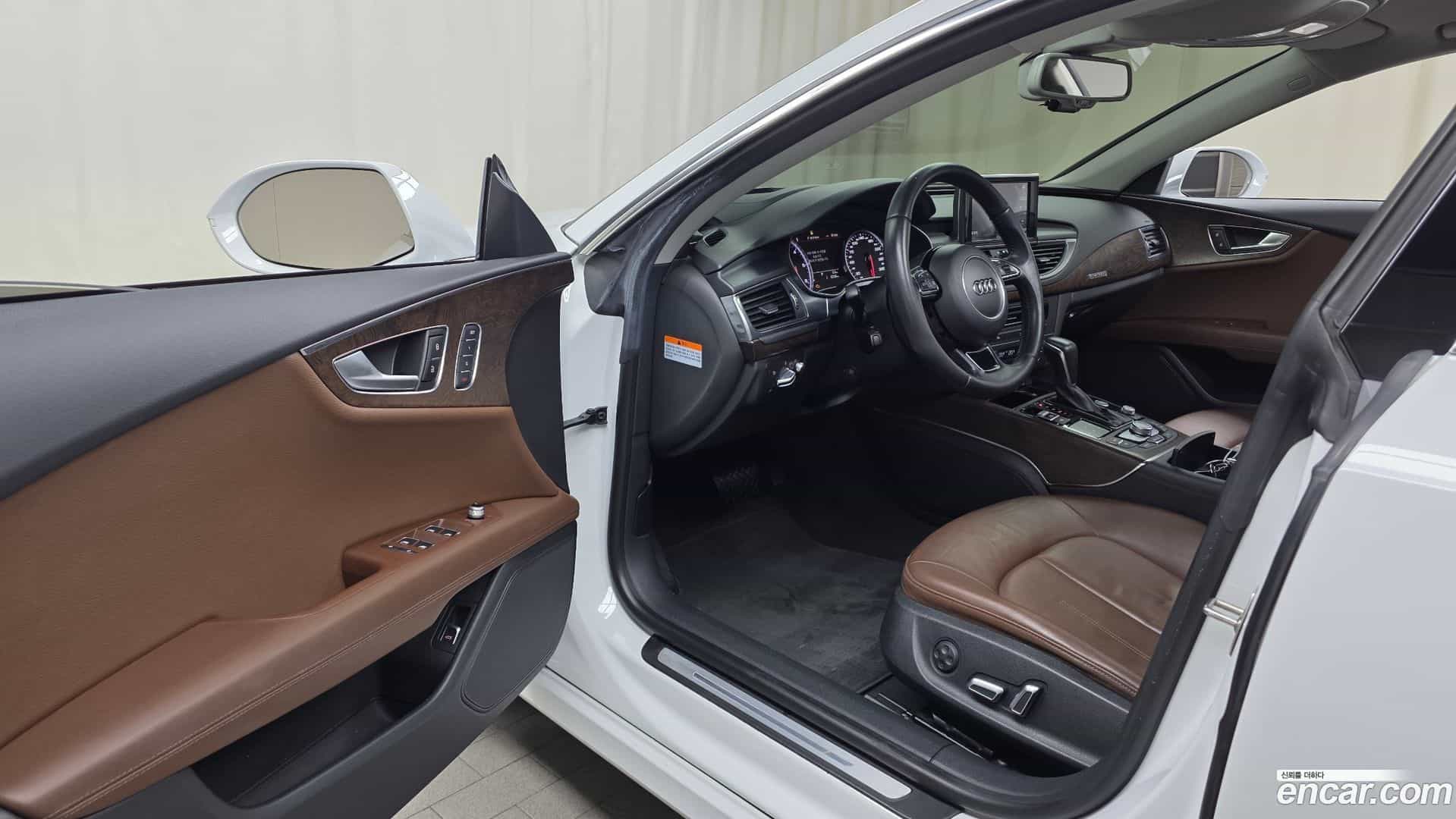 A7 Audi 2016.2-INNER-010