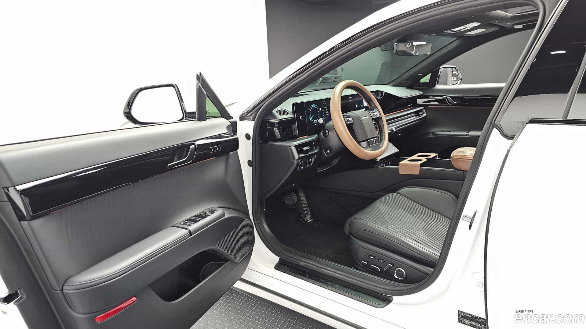 Grandeur Hyundai 2024.2-INNER-010