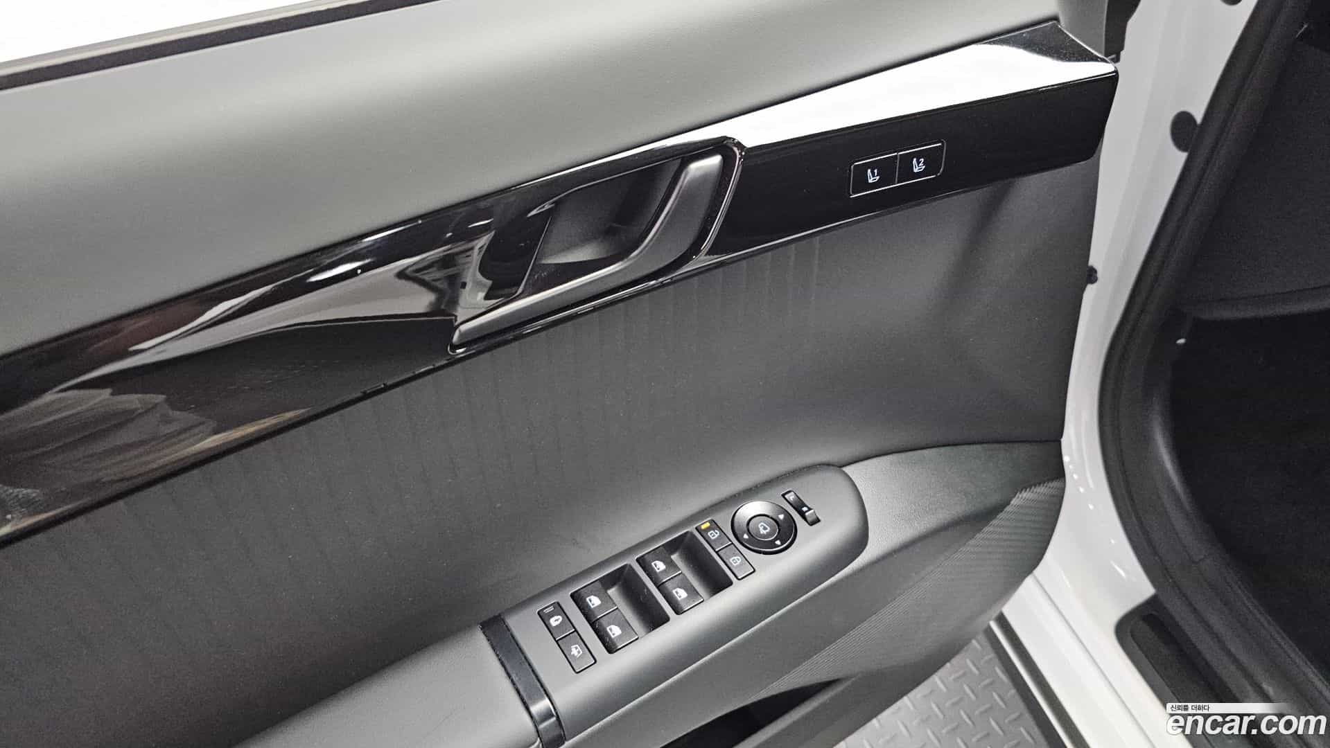 Grandeur Hyundai 2024.2-OPTION-023