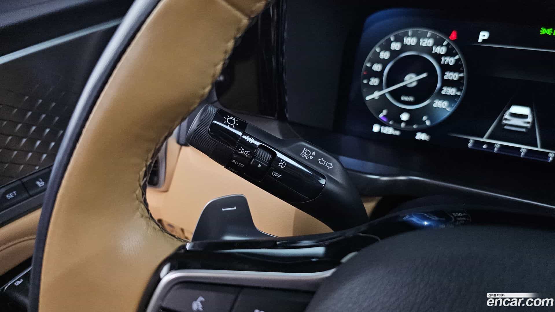 Sorento Kia 2023.5-OPTION-041
