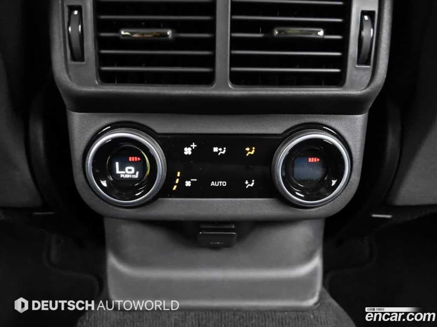 Range Rover Velar Land Rover 2025.8-OPTION-020
