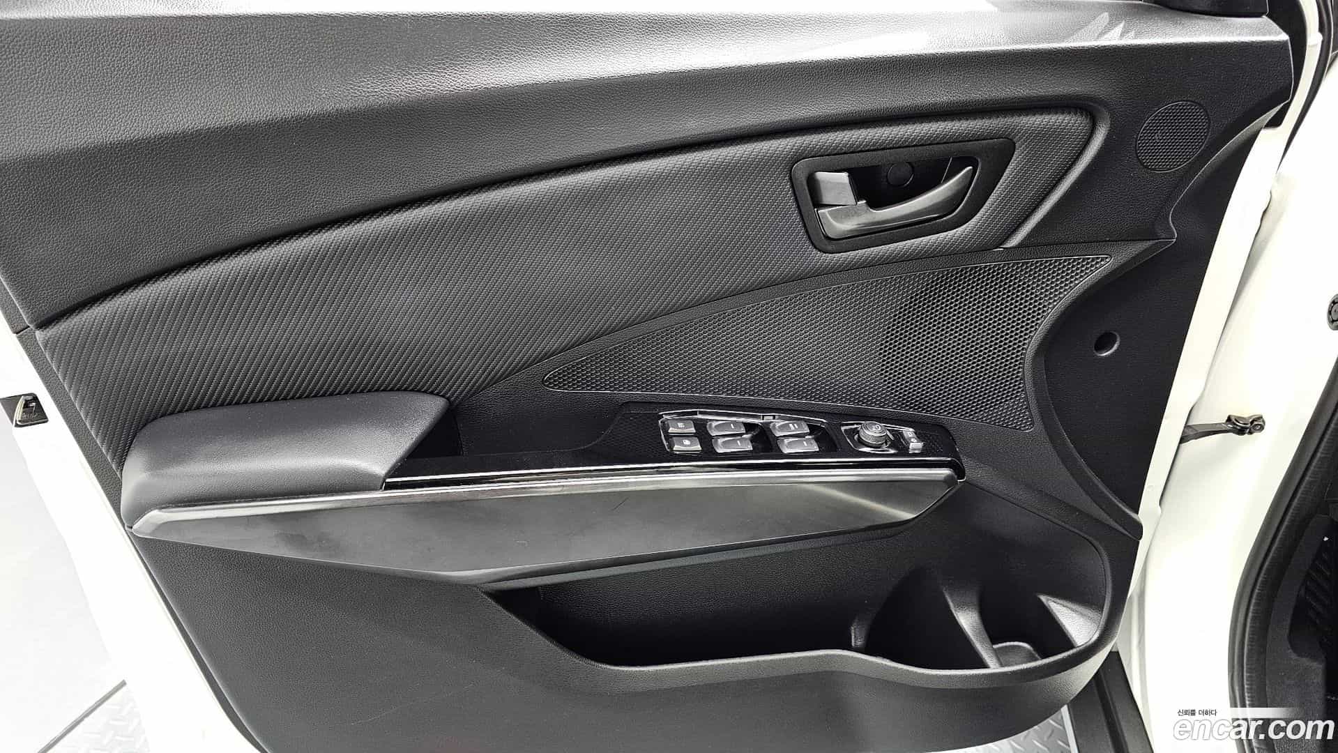TIBOLI KG Mobility 2020.11-INNER-034