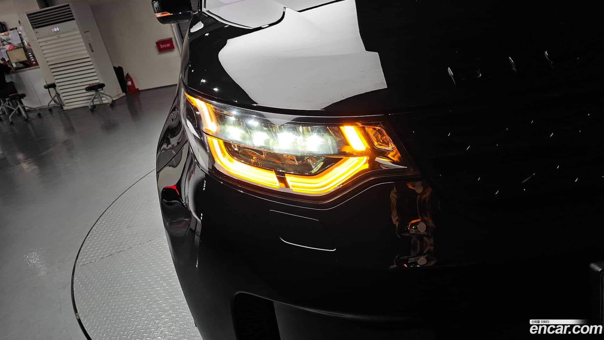 Discovery Land Rover 2019.2-OUTER-032