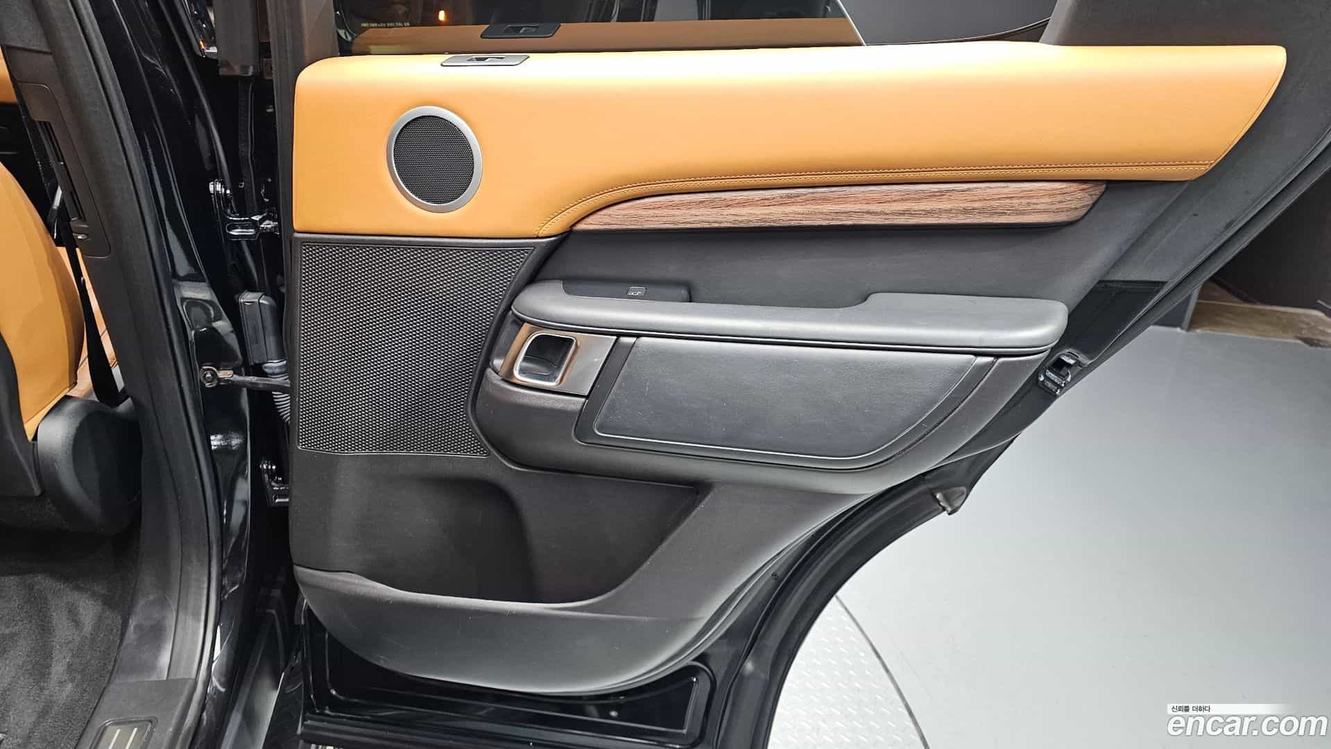 Discovery Land Rover 2019.2-INNER-035