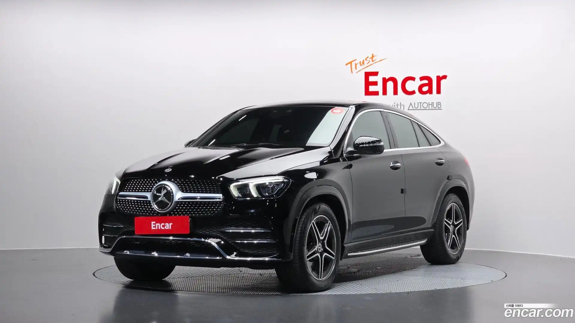 GLE-Class Mercedes-Benz 2021.9-OUTER-001