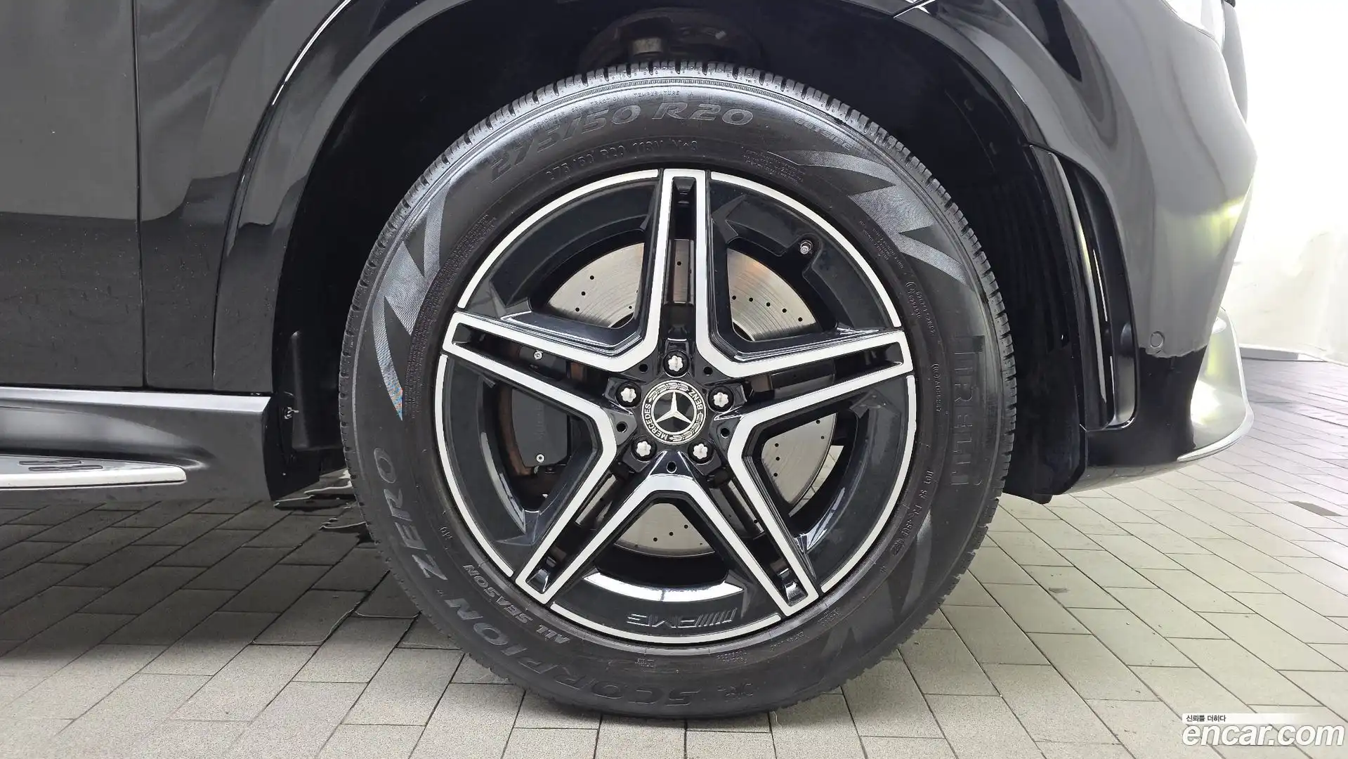 GLE-Class Mercedes-Benz 2021.9-OUTER-031