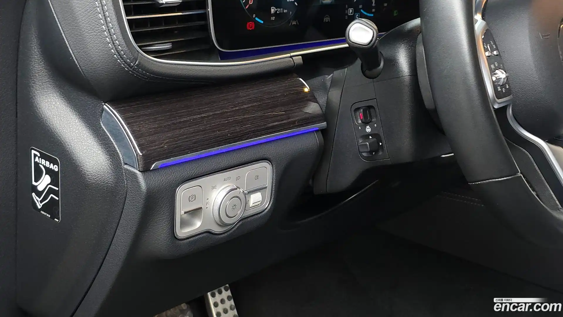 GLE-Class Mercedes-Benz 2021.9-OPTION-041