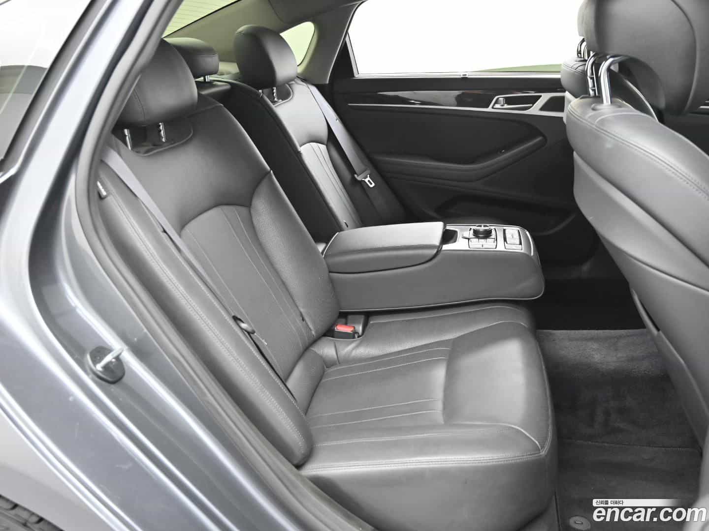 Genesis Hyundai 2015.10-OPTION-016