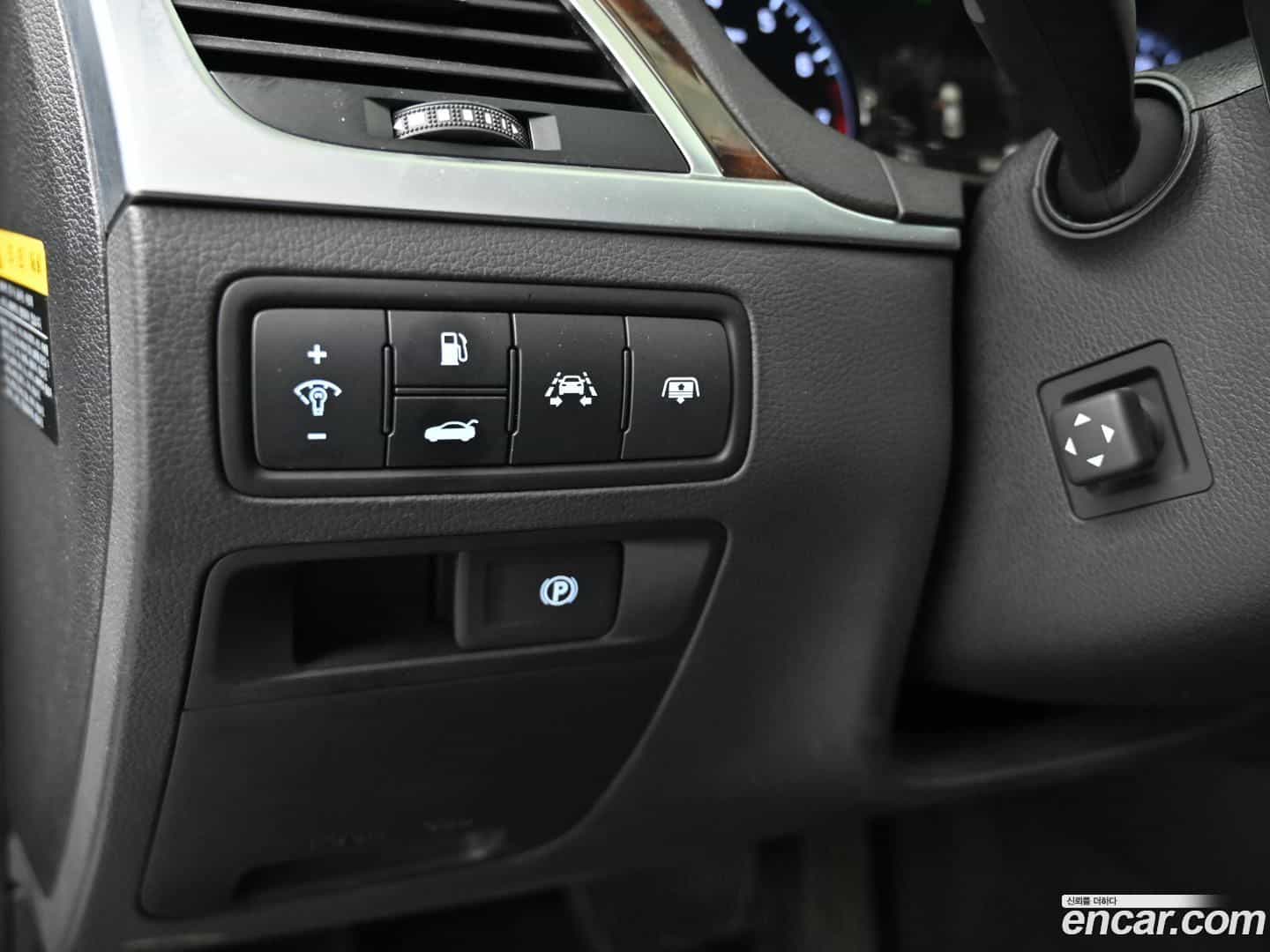Genesis Hyundai 2015.10-OPTION-021