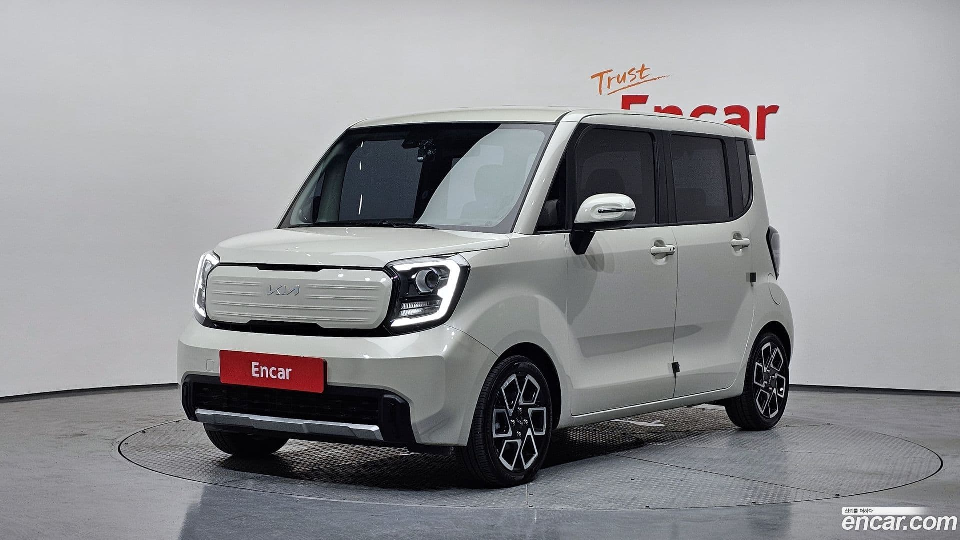 Main__Slider__Photo:RAY Kia 2024.0-0