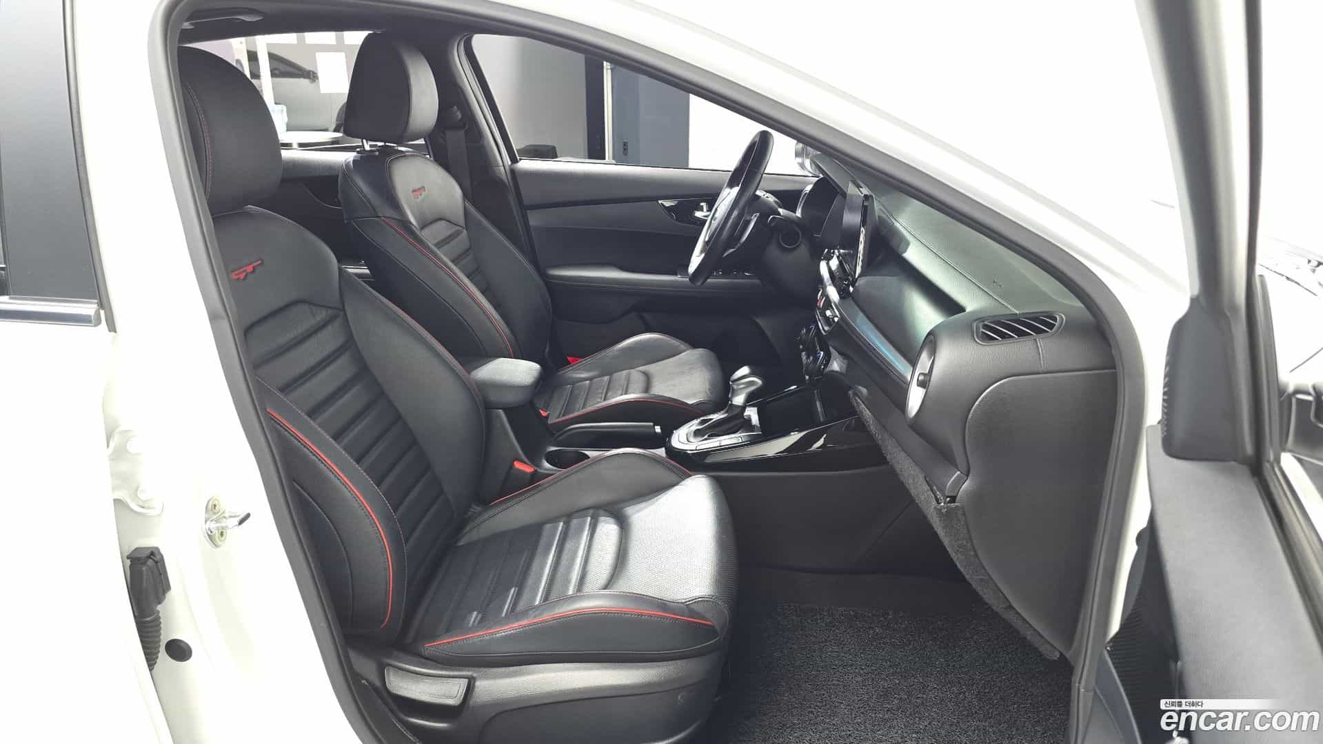 K3 Kia 2020.1-INNER-036