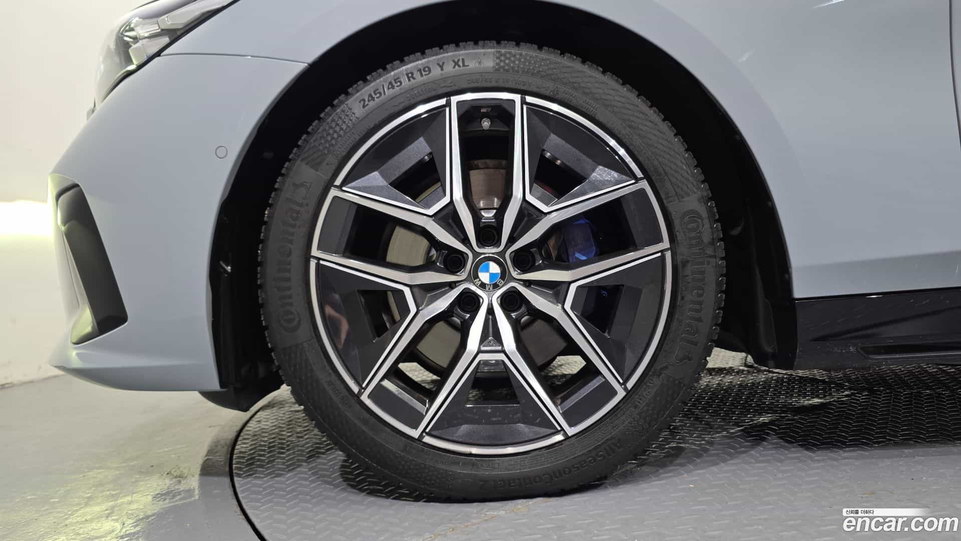 5-Series BMW 2024.6-OUTER-005