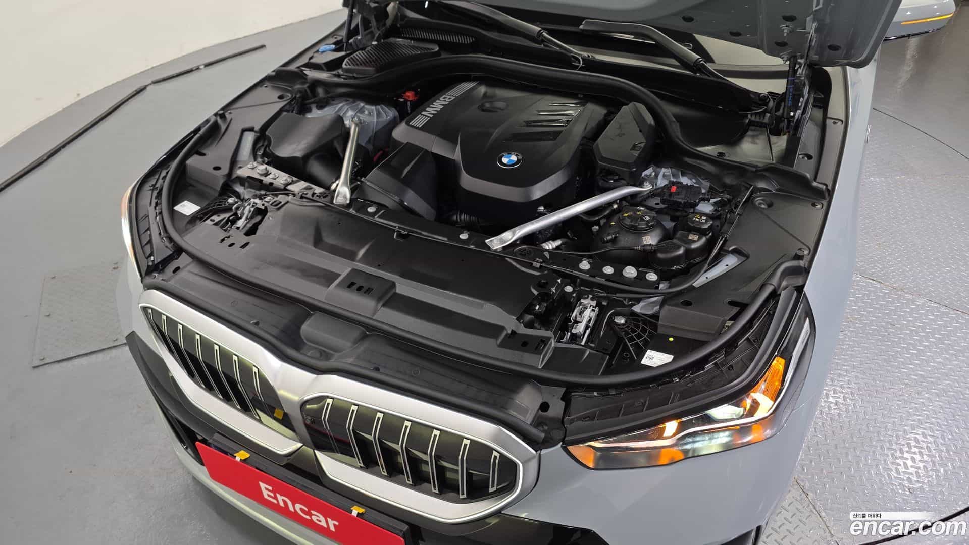 5-Series BMW 2024.6-OUTER-006