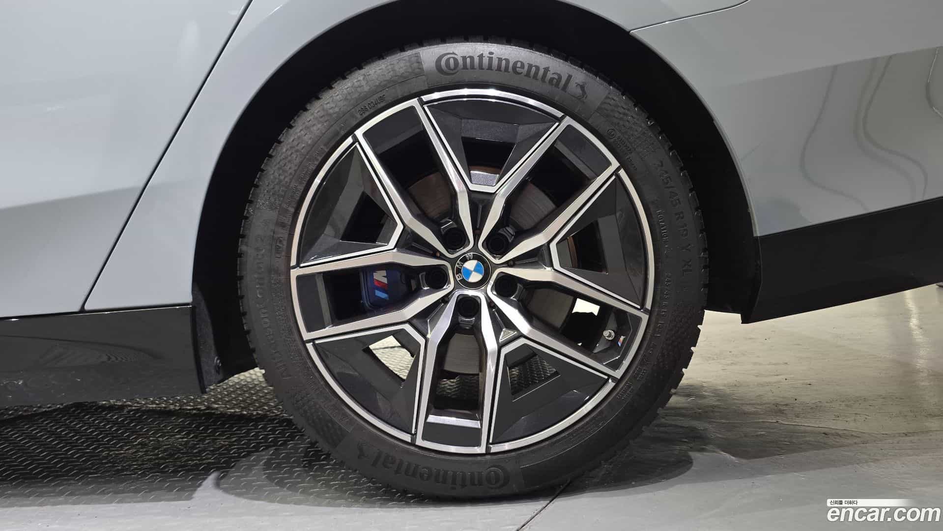 5-Series BMW 2024.6-OUTER-031