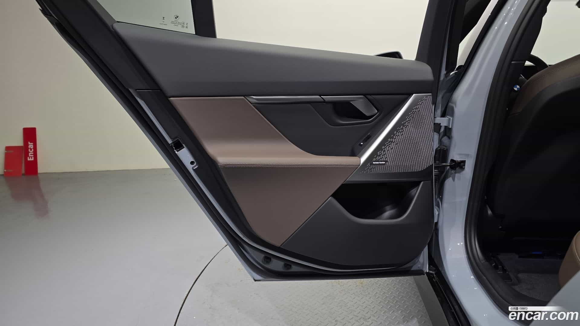 5-Series BMW 2024.6-INNER-035