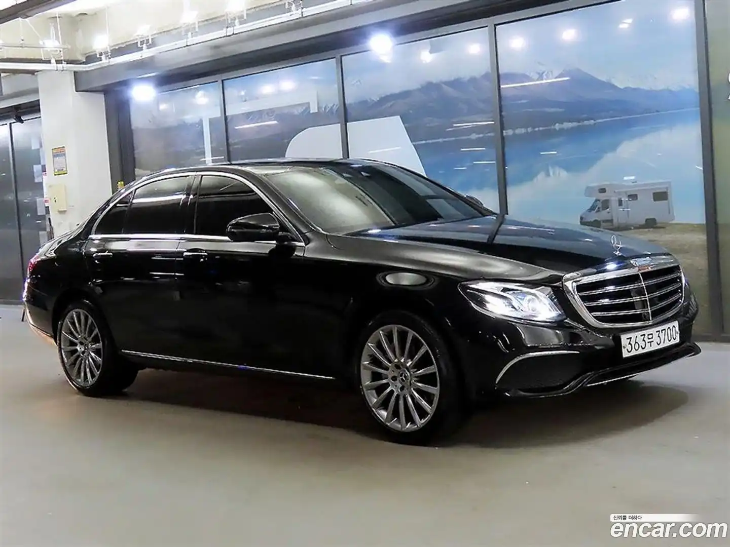 E-Class Mercedes-Benz 2020.1-OUTER-001
