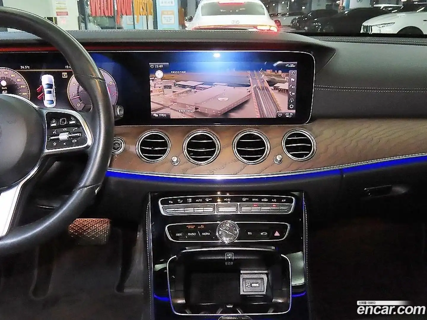 E-Class Mercedes-Benz 2020.1-OPTION-015