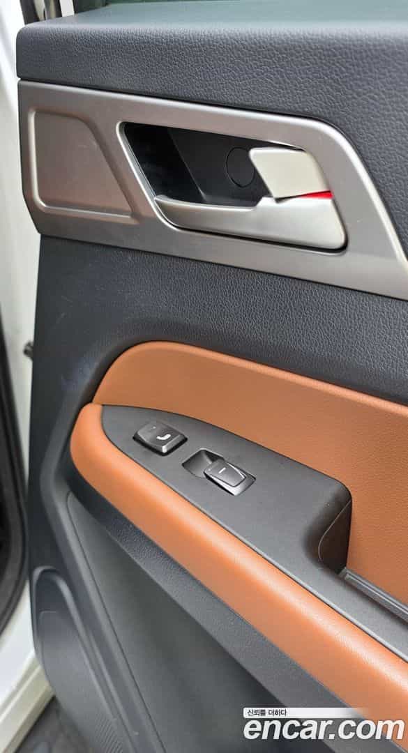 Rexton KG Mobility 2019.0-OPTION-016