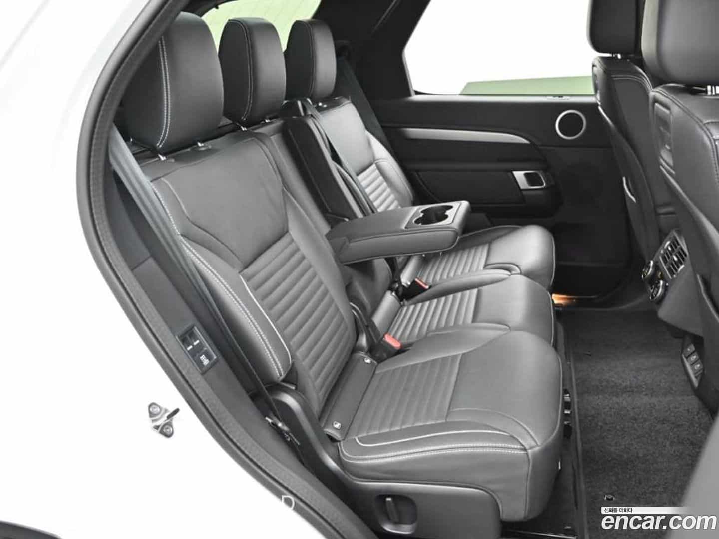 Discovery Land Rover 2024.10-OPTION-016