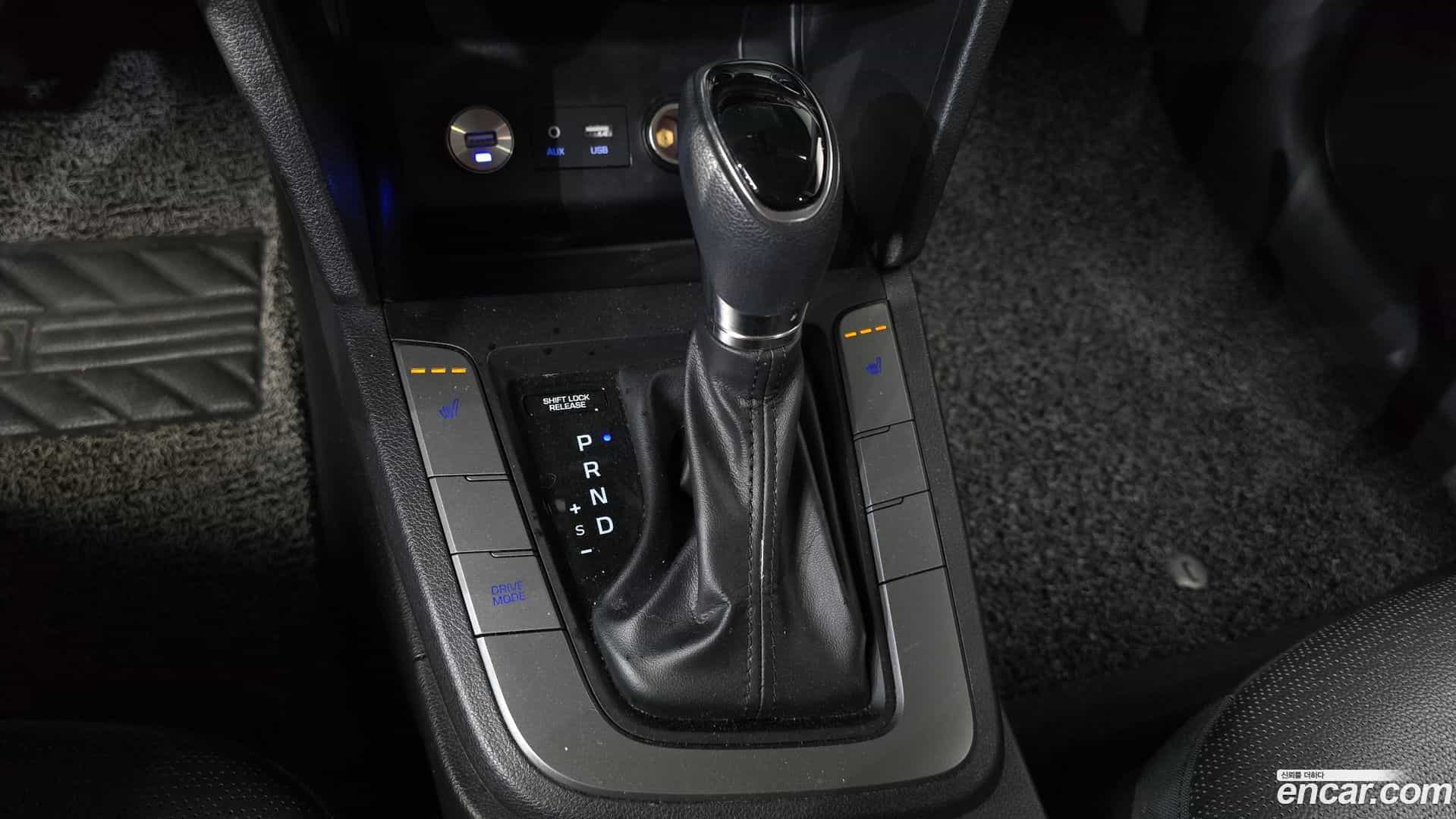 AVANTE Hyundai 2019.0-INNER-009