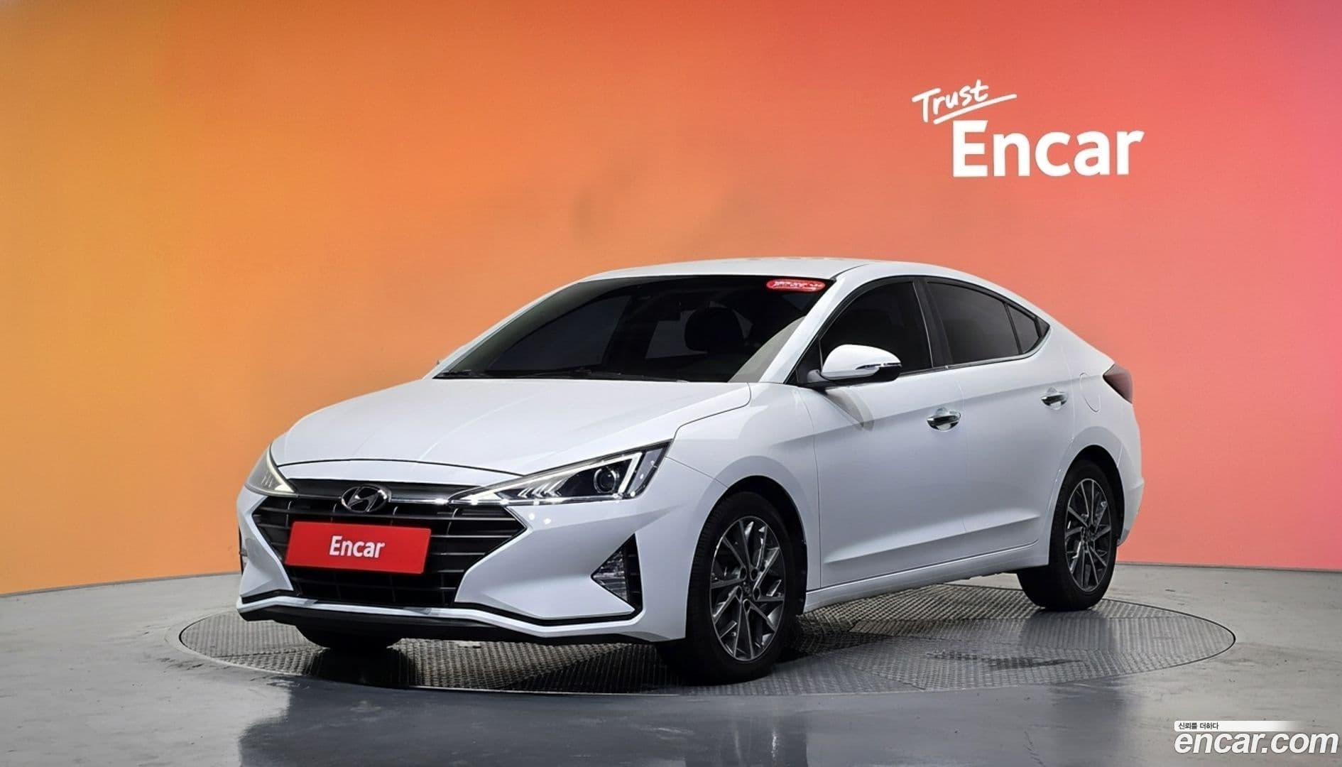 Main__Slider__Photo:AVANTE Hyundai 2019.0-0
