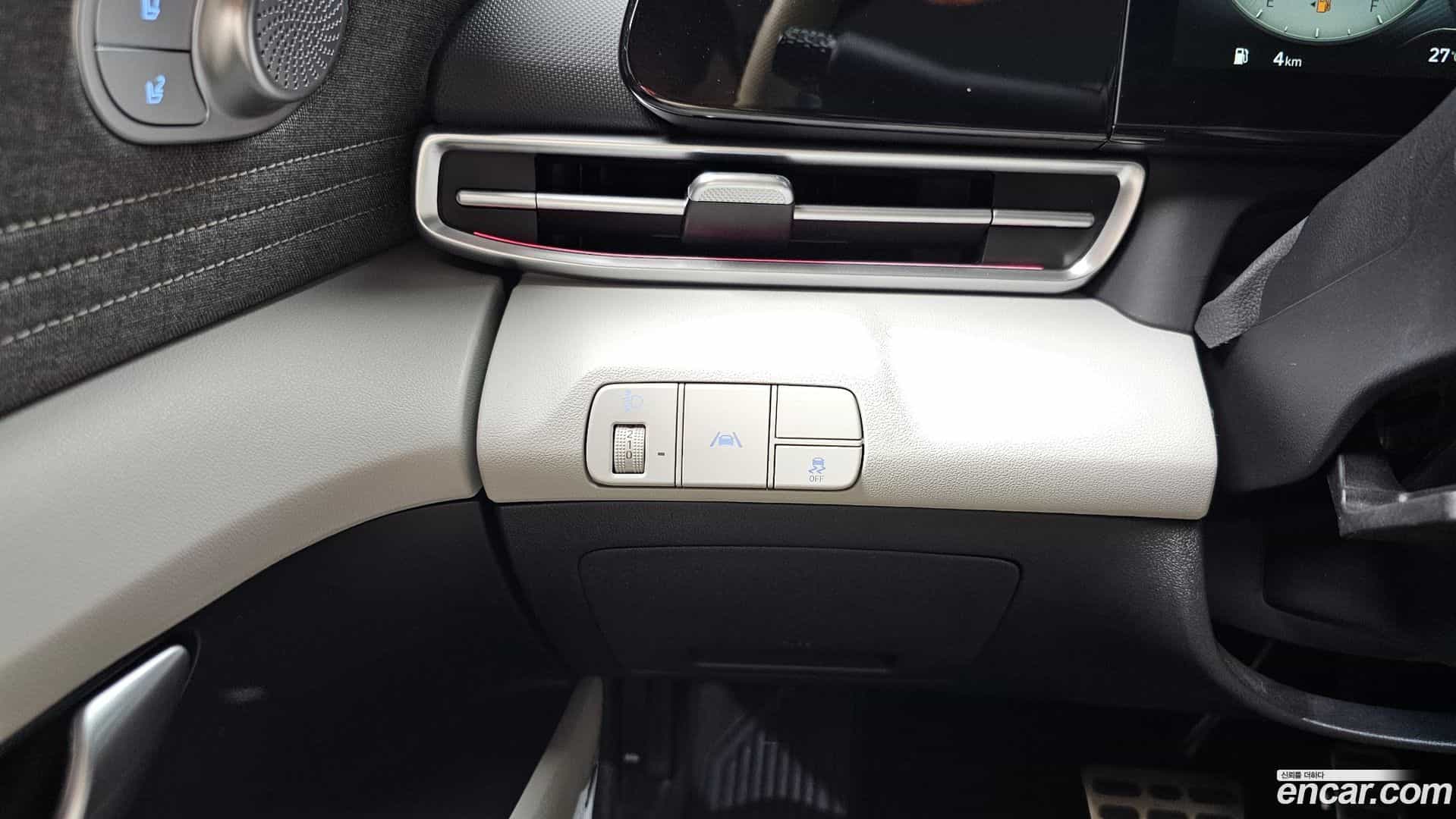 AVANTE Hyundai 2021.2-OPTION-022