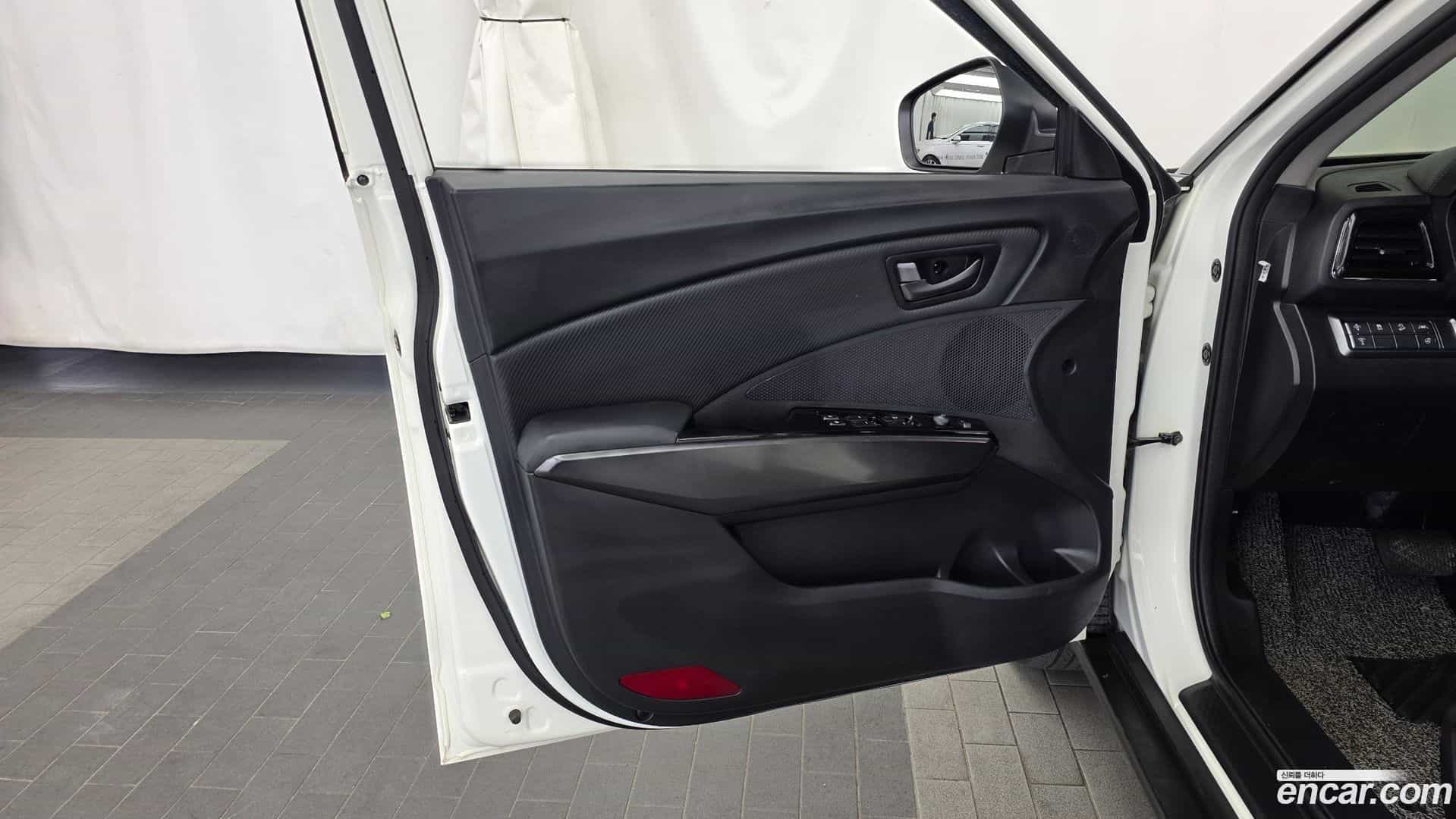 TIBOLI KG Mobility 2020.8-INNER-034