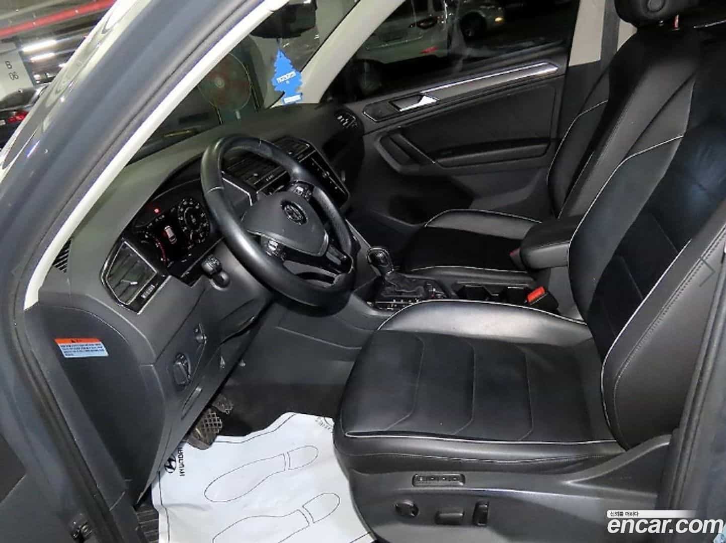 Tiguan Volkswagen 2018.6-OUTER-006