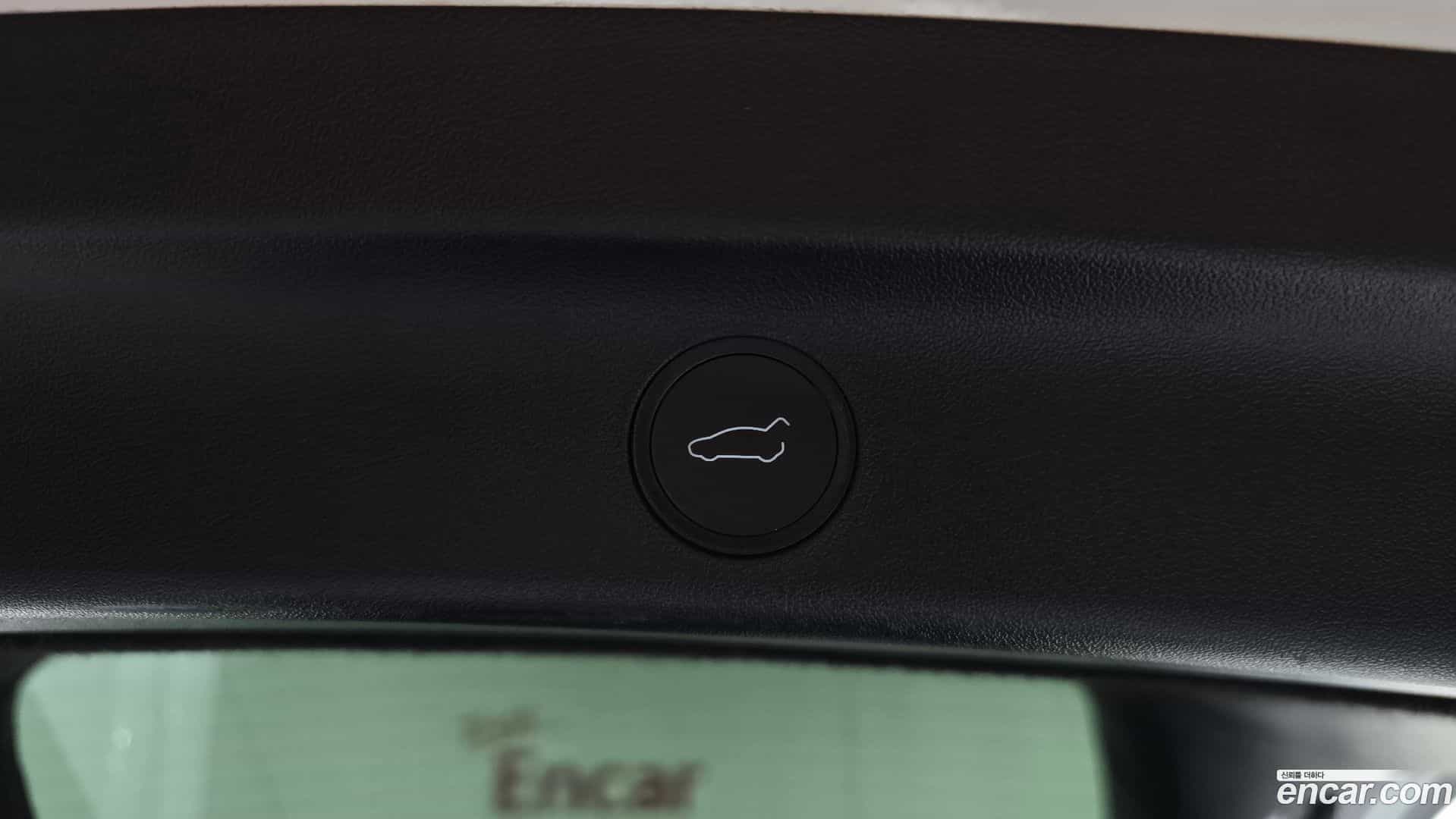 Model Y Tesla 2021.8-OPTION-022