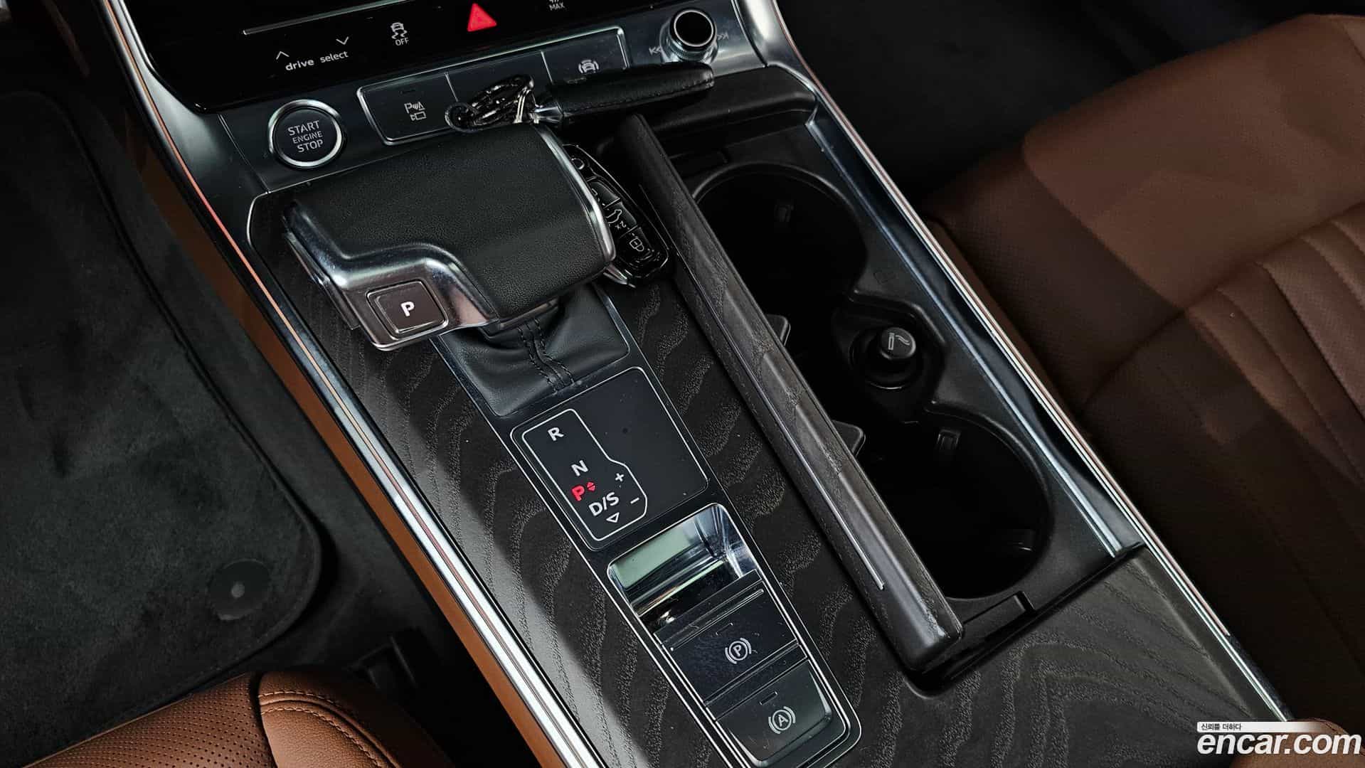 A6 Audi 2020.0-INNER-009