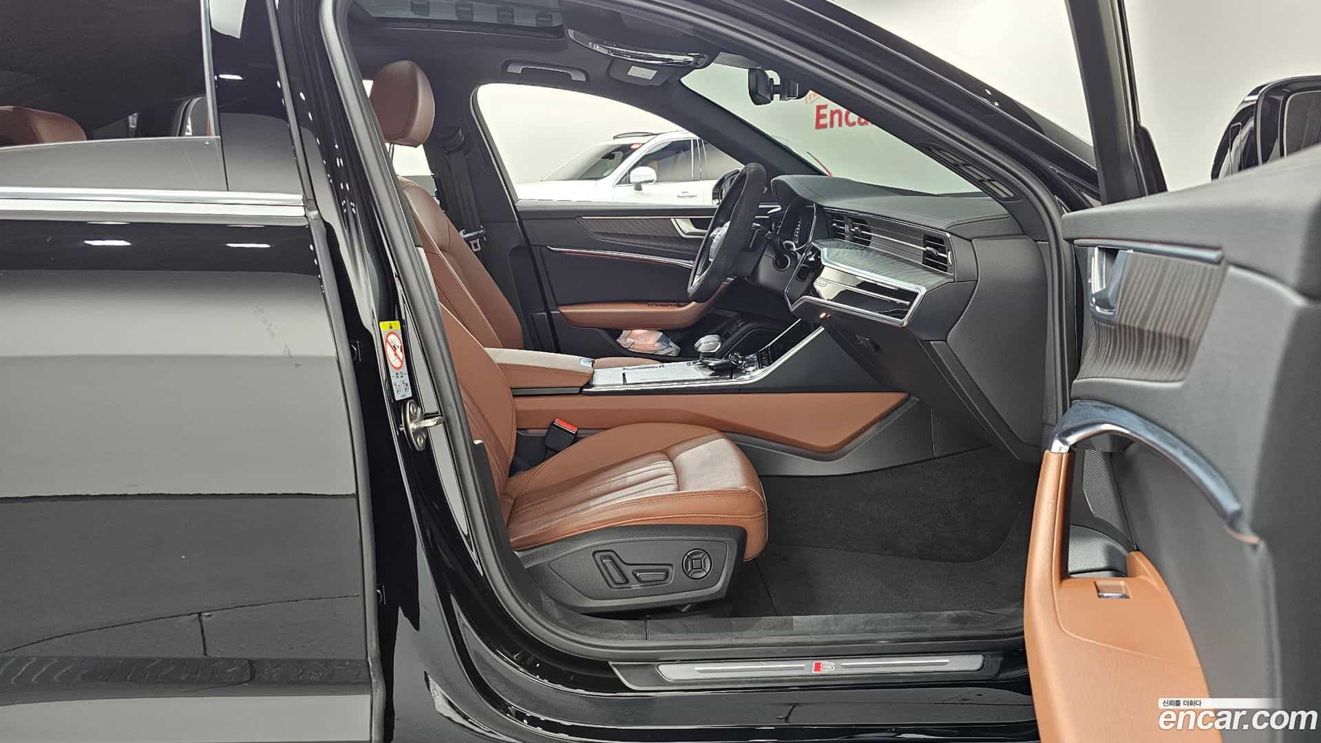A6 Audi 2020.0-INNER-036