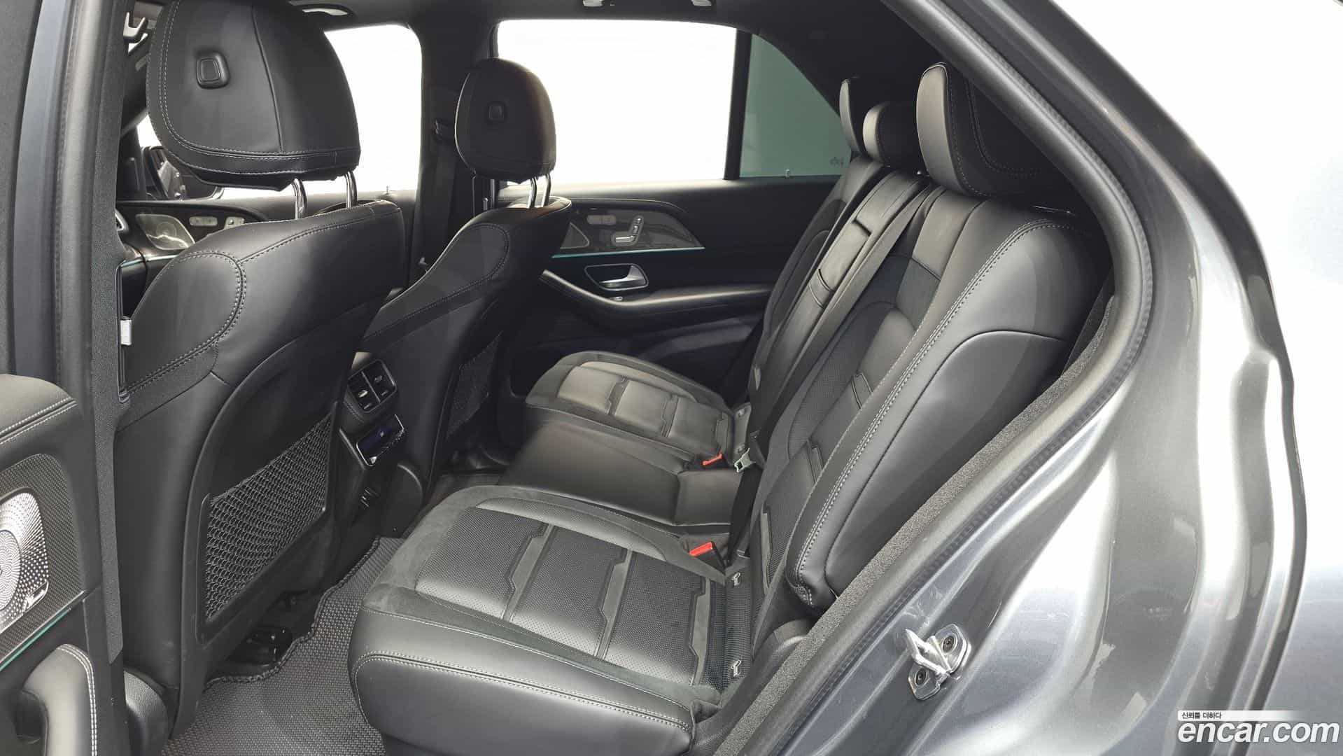 GLE-Class Mercedes-Benz 2023.7-OPTION-015